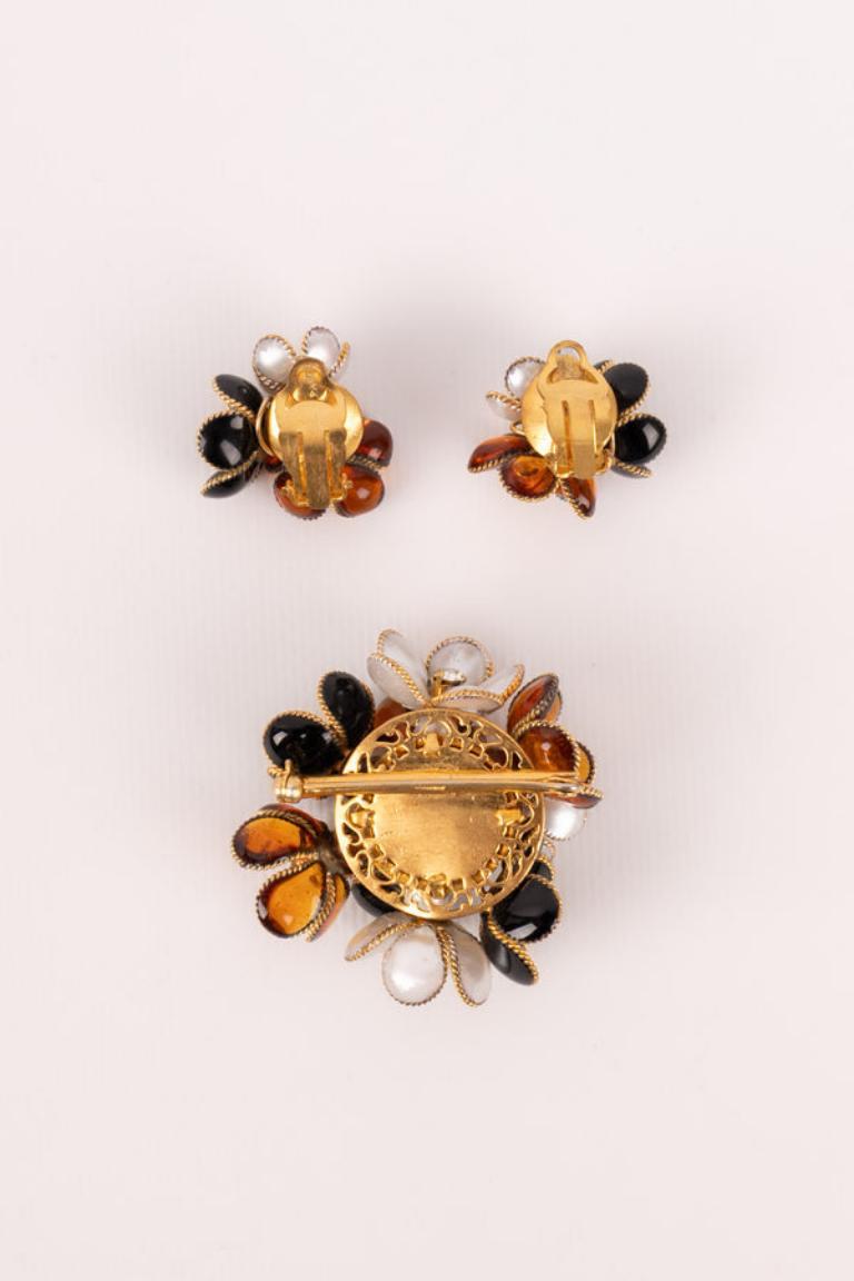 Gripoix Ensemble de bijoux anciens composé d'une broche et de boucles d'oreilles Excellent état - En vente à SAINT-OUEN-SUR-SEINE, FR