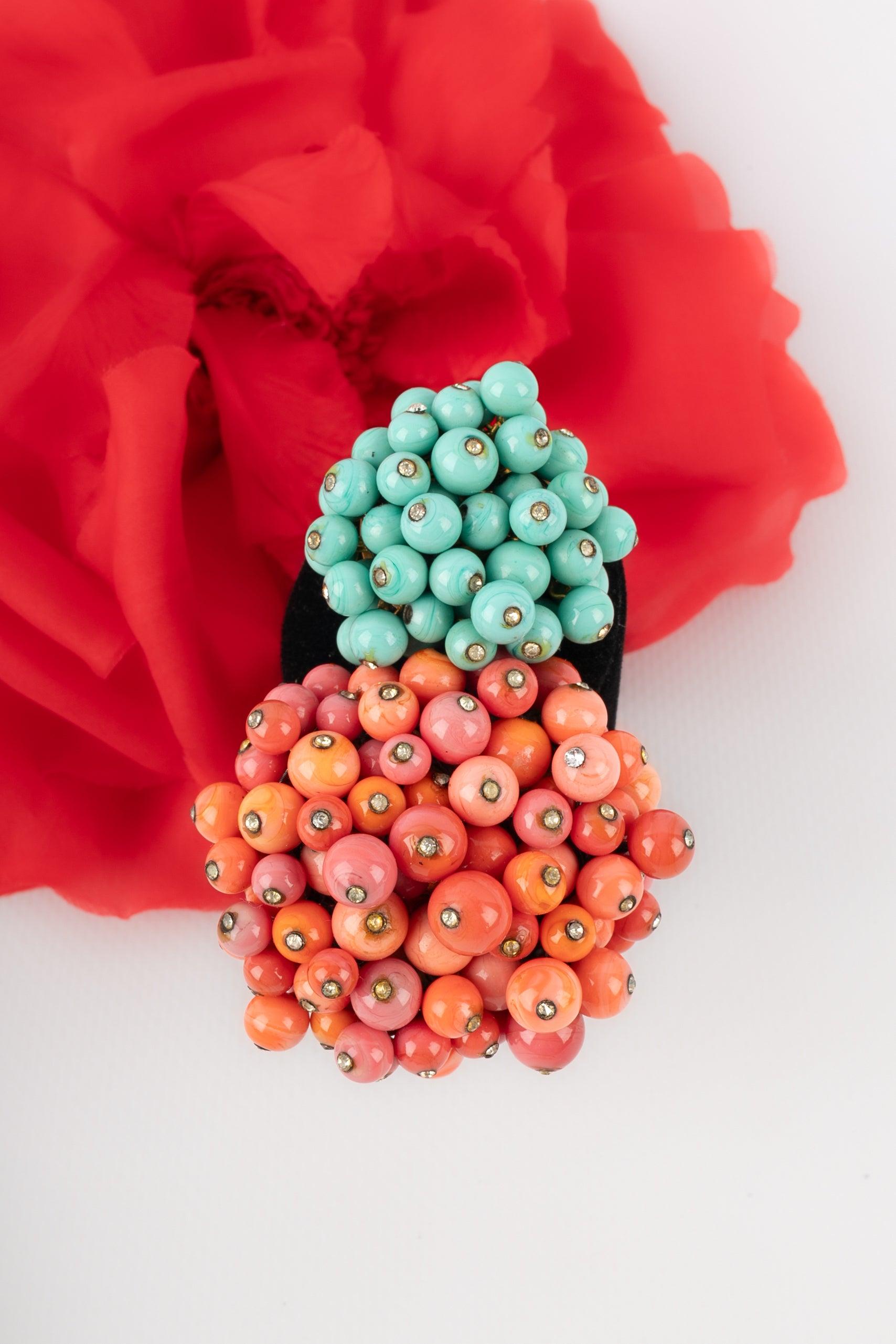 Gripoix Brooch Blue and Coral Tone, 1950s For Sale 4