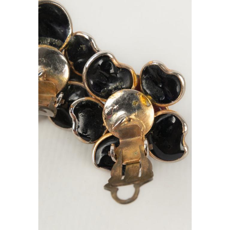 Gripoix Camellia Golden Metal Clip-on Earrings For Sale 2