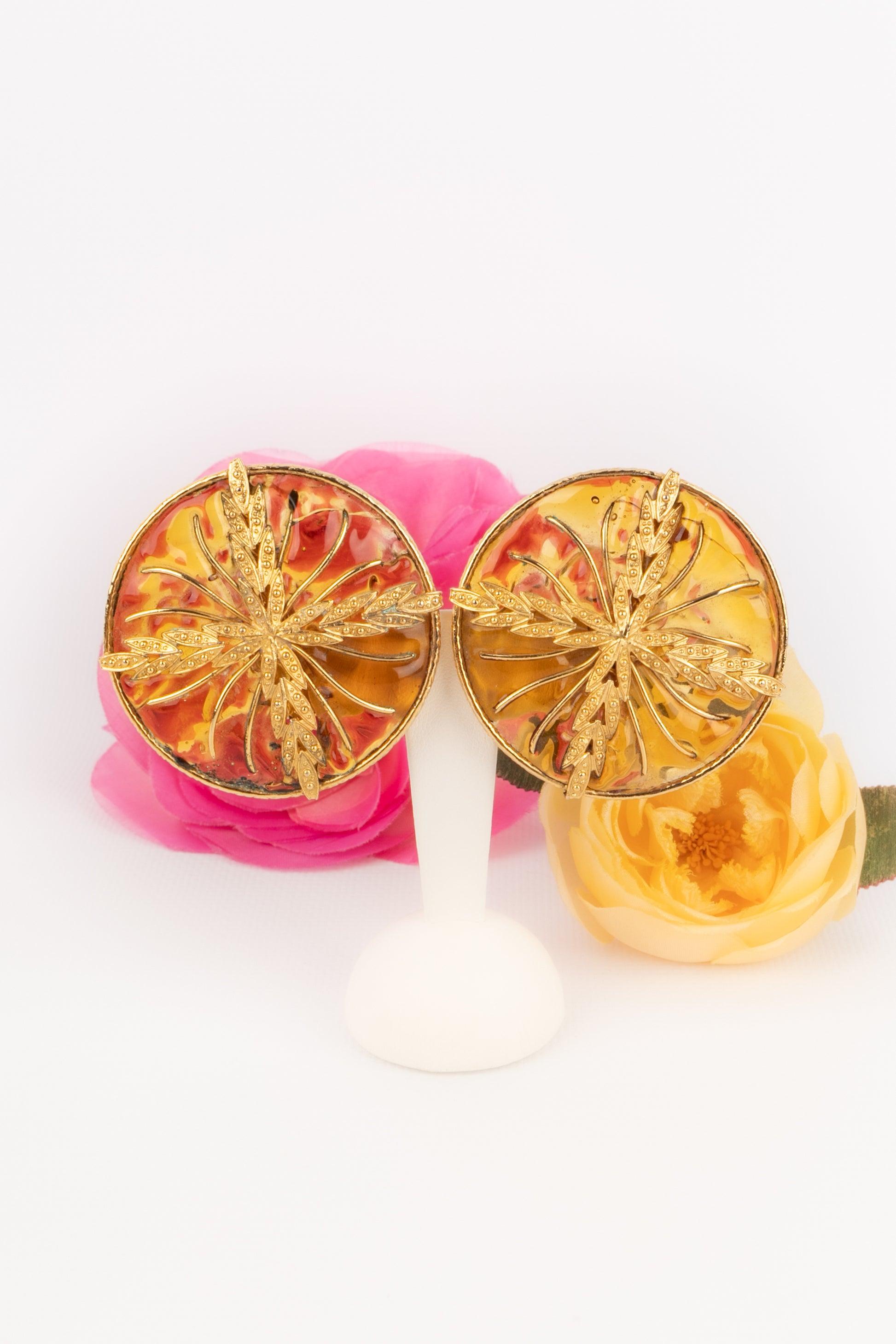 Gripoix Clip-On Earrings with Yellow Glass Paste For Sale 3