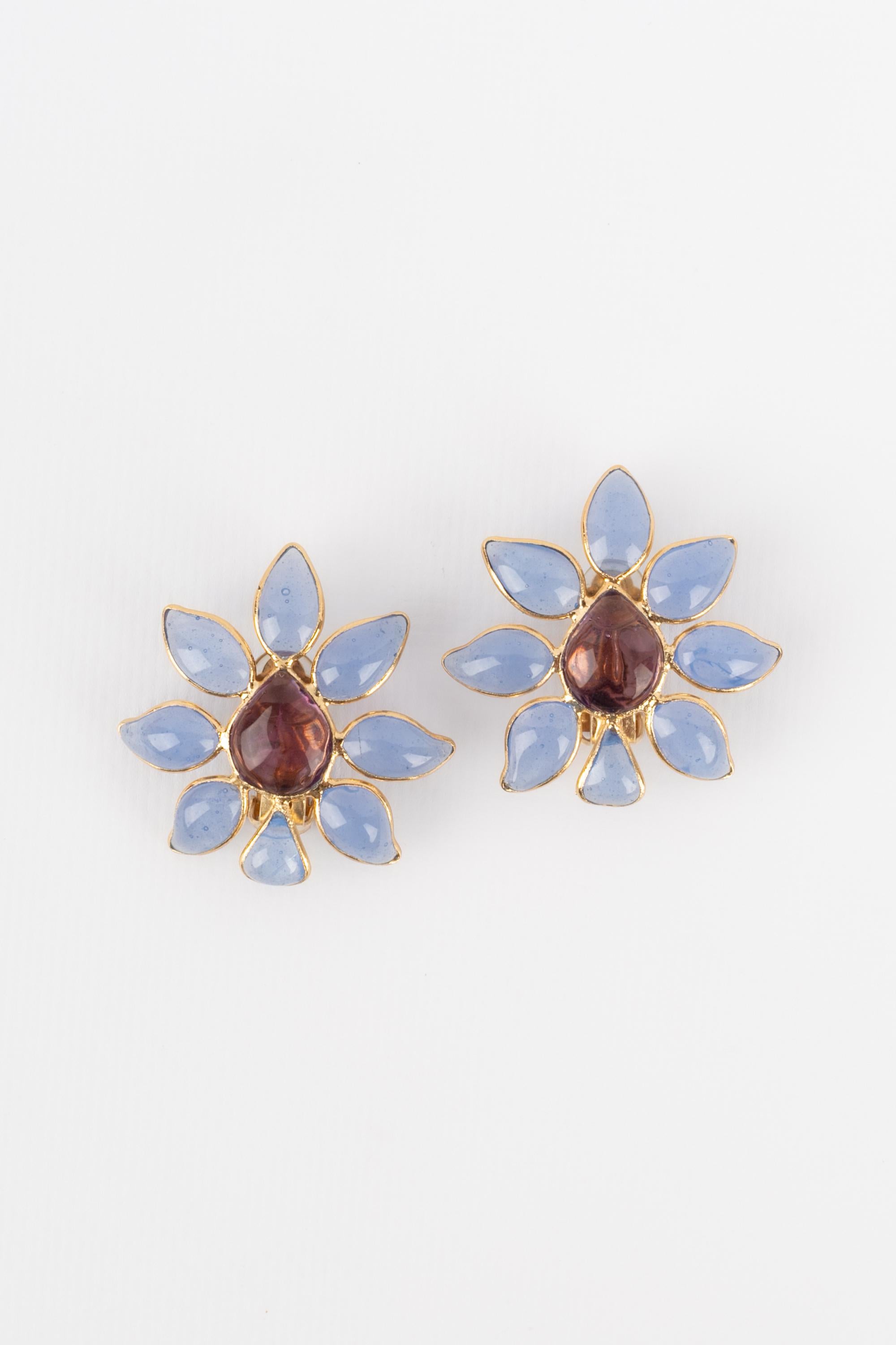Women's Gripoix flower earrings For Sale