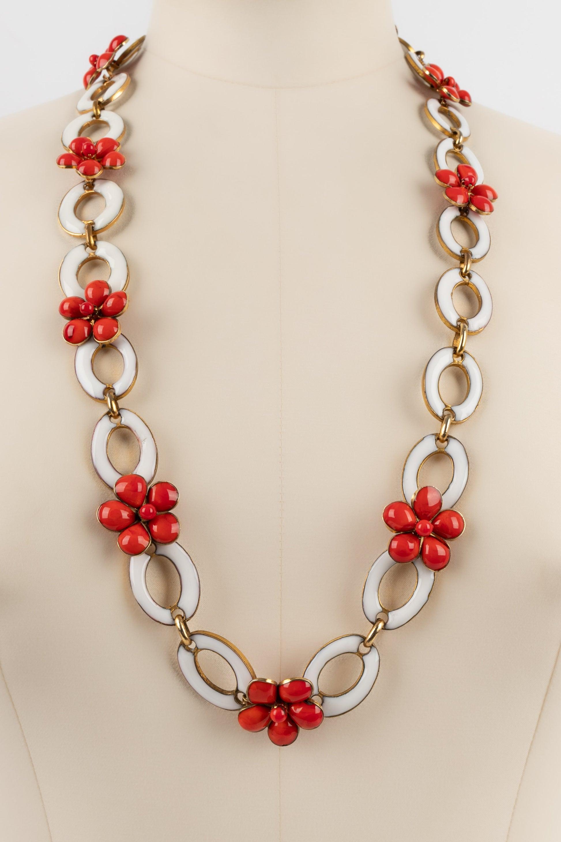 Gripoix Golden Metal and Glass Paste Necklace, 1950s-1960s For Sale 1
