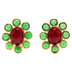 Vintage Gripoix Green gem flower clip on earrings 