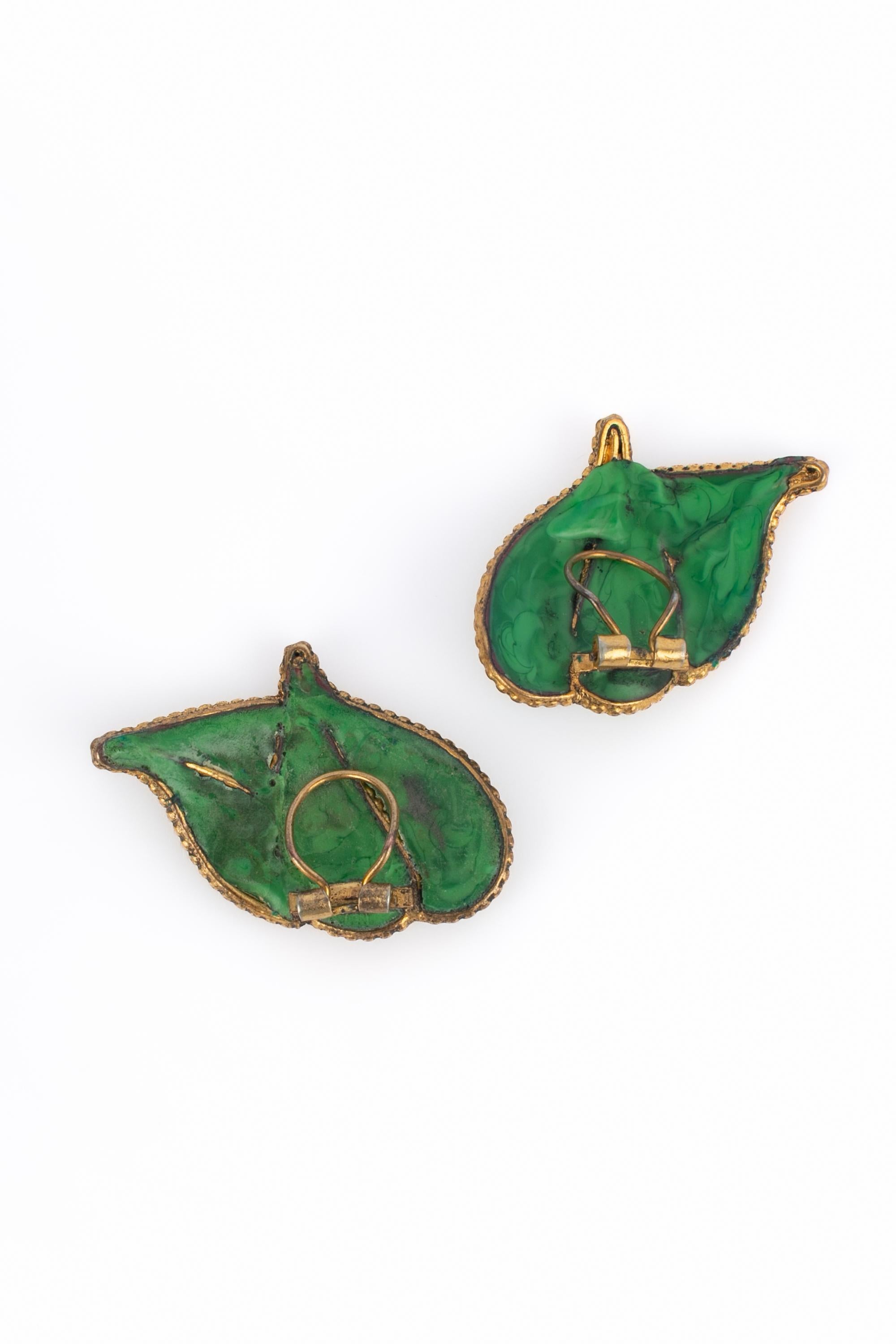 Donna Orecchini Gripoix in vendita