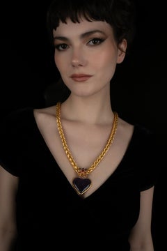 Gripoix necklace with a heart pendant