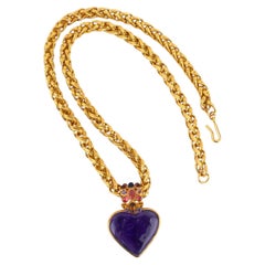 Gripoix necklace with a heart pendant