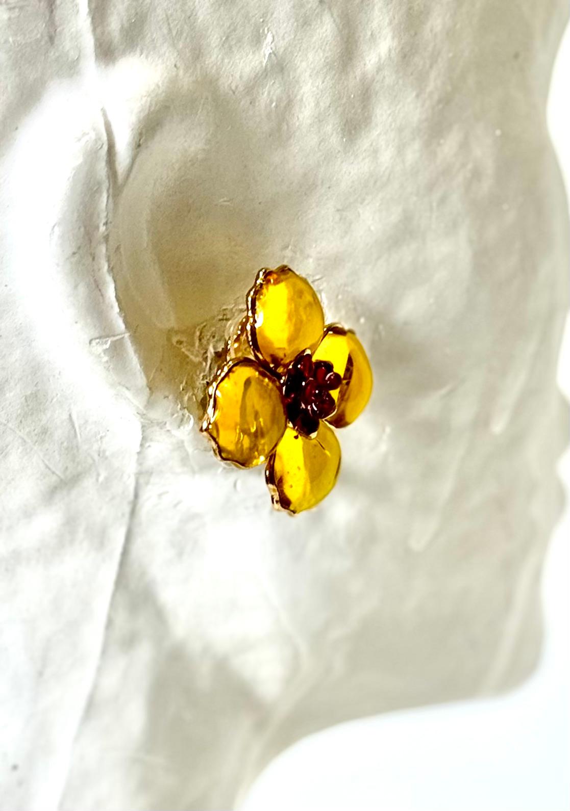 Fermaglio Gripoix Paris Poppy Flower in vendita 9