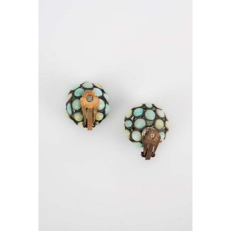 Boucles d'oreilles Gripoix en métal argenté avec pâte de verre turquoise Excellent état - En vente à SAINT-OUEN-SUR-SEINE, FR