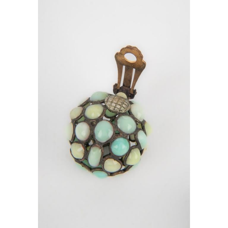 Boucles d'oreilles Gripoix en métal argenté avec pâte de verre turquoise en vente 2