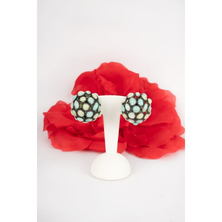 Boucles d'oreilles Gripoix en métal argenté avec pâte de verre turquoise en vente 3