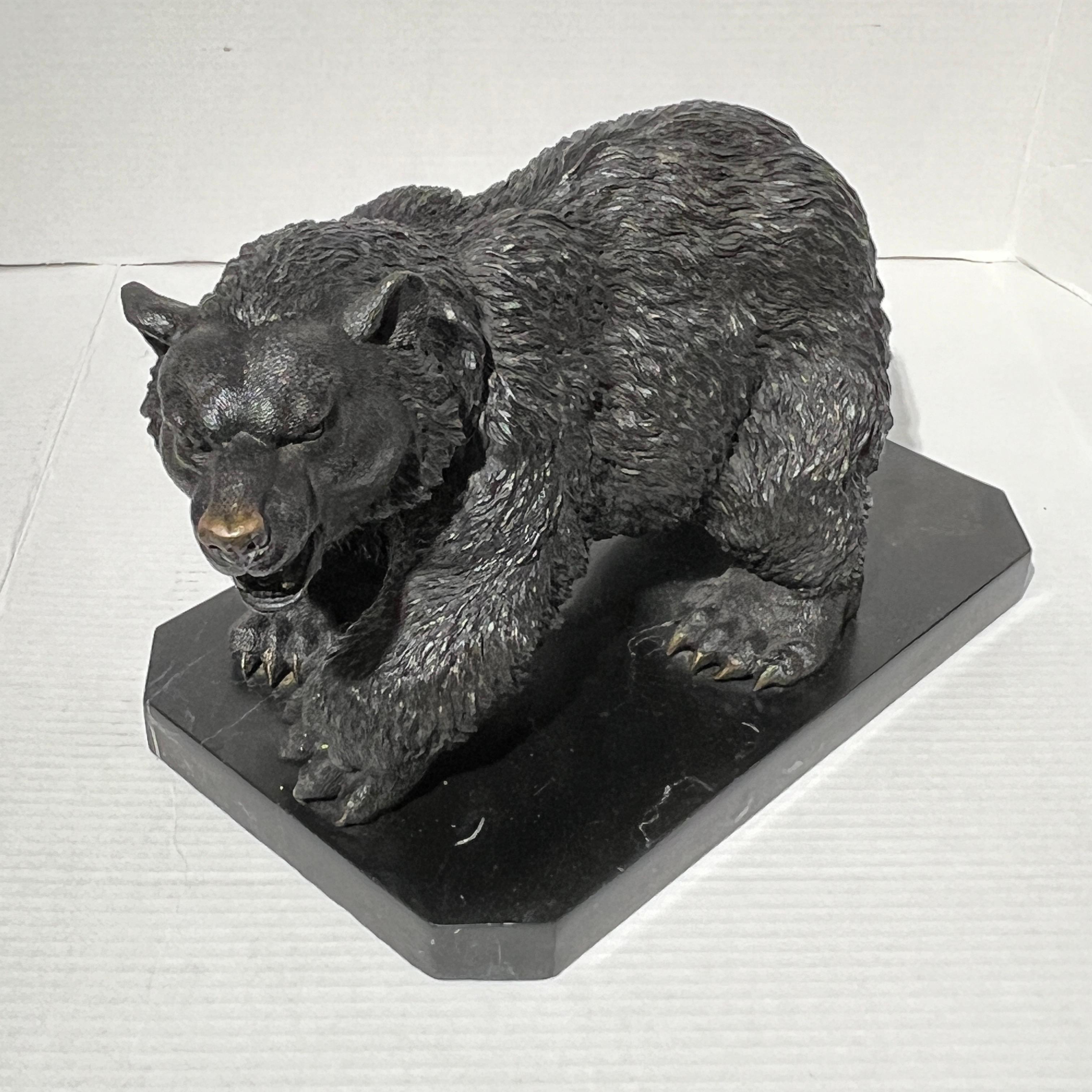 Sculpture d'ours Grizzly en bronze patiné 6