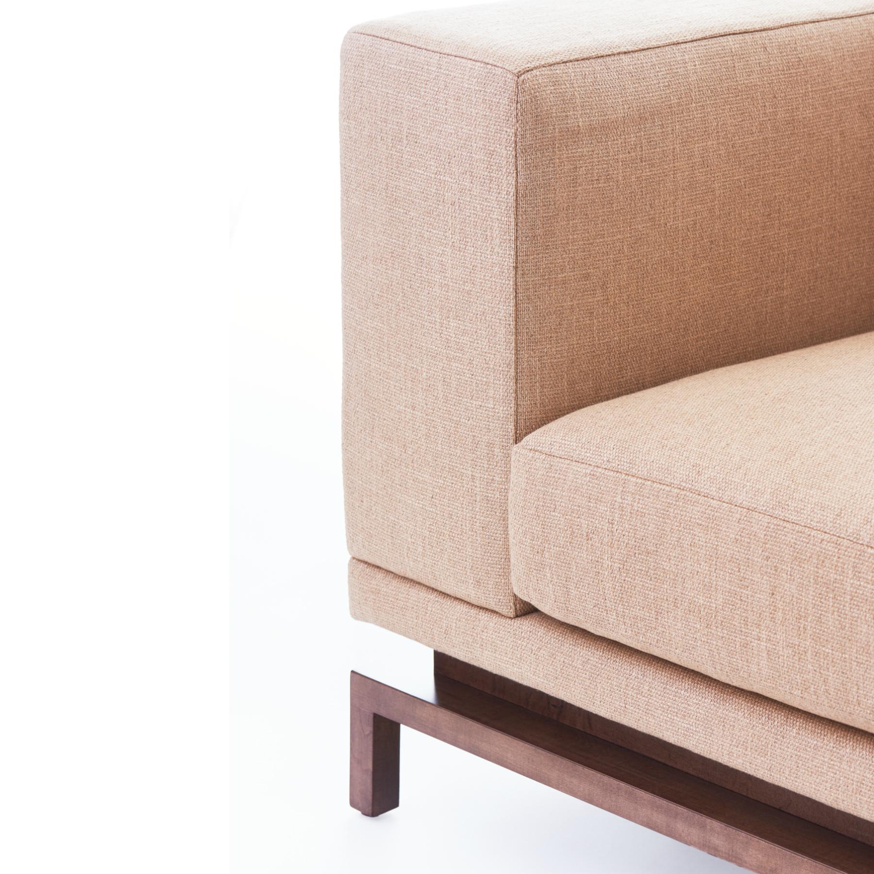 Custom Contemporary Sofa Wheat Linen Walnut Base Gil Melott Bespoke In New Condition For Sale In Chicago, IL