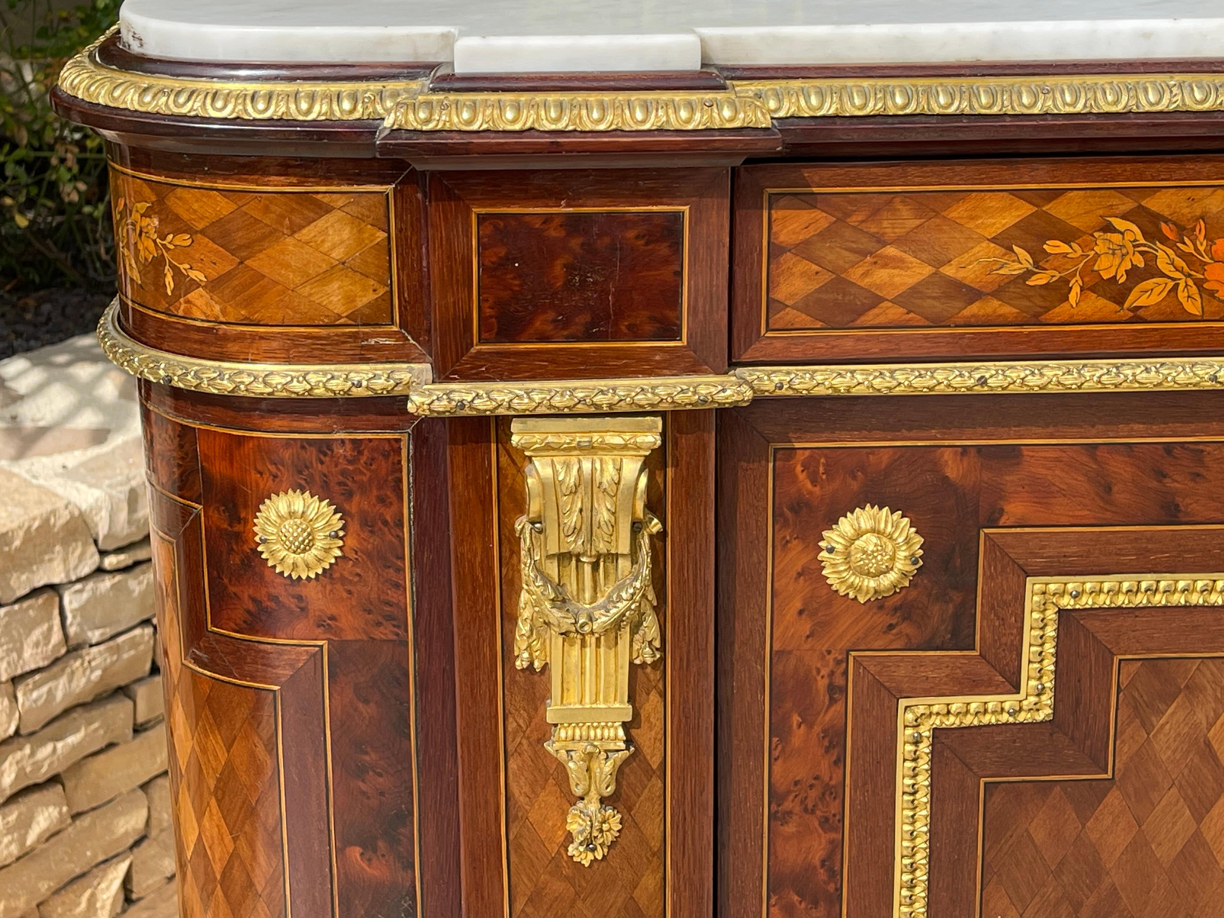 French GROHE Frères Paris - Napoleon III Cabinet with Marquetry and Bronze For Sale