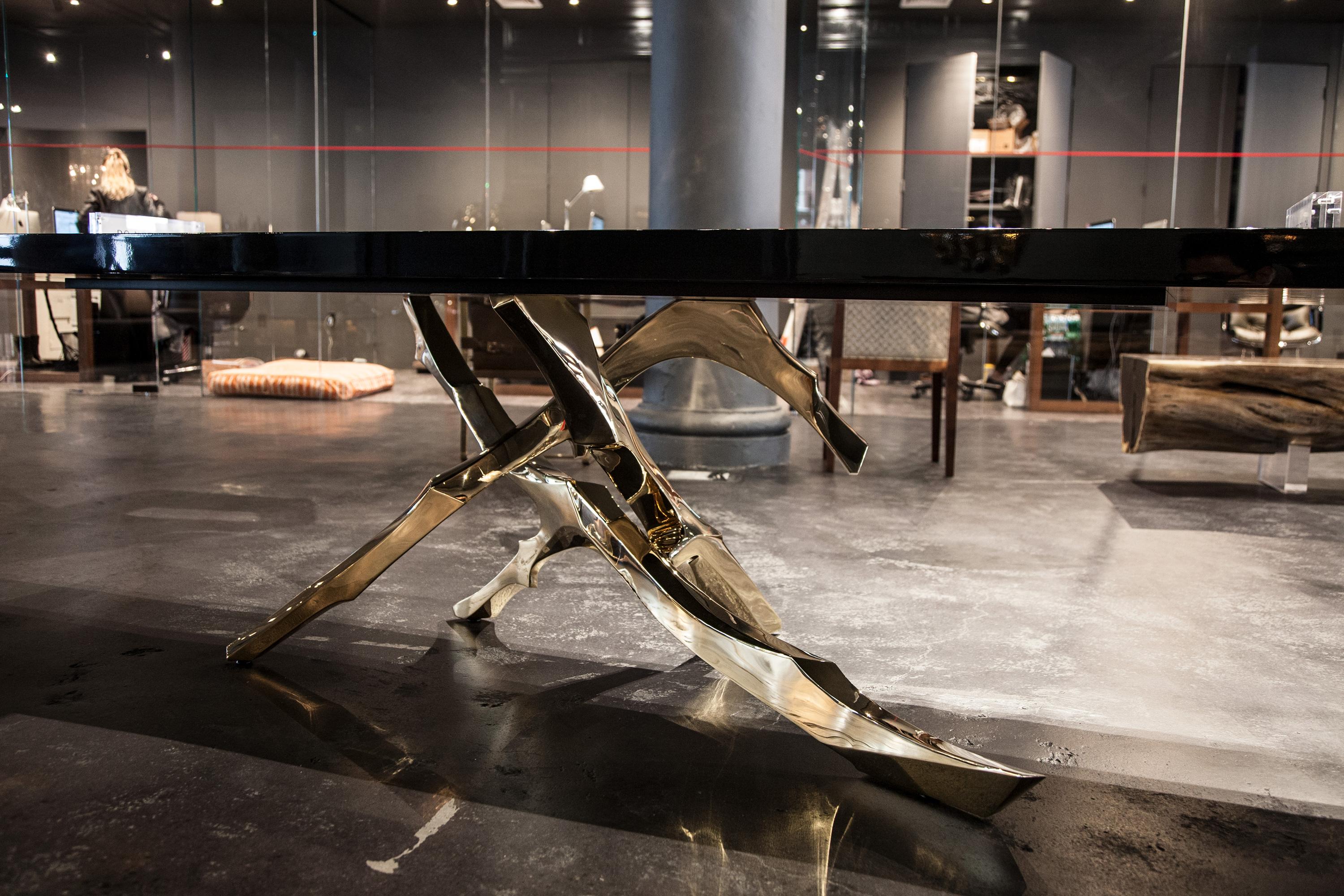 Européen Table Grolier à bord vif : Table en bronze coulé inspirée par les branches organiques de la nature en vente