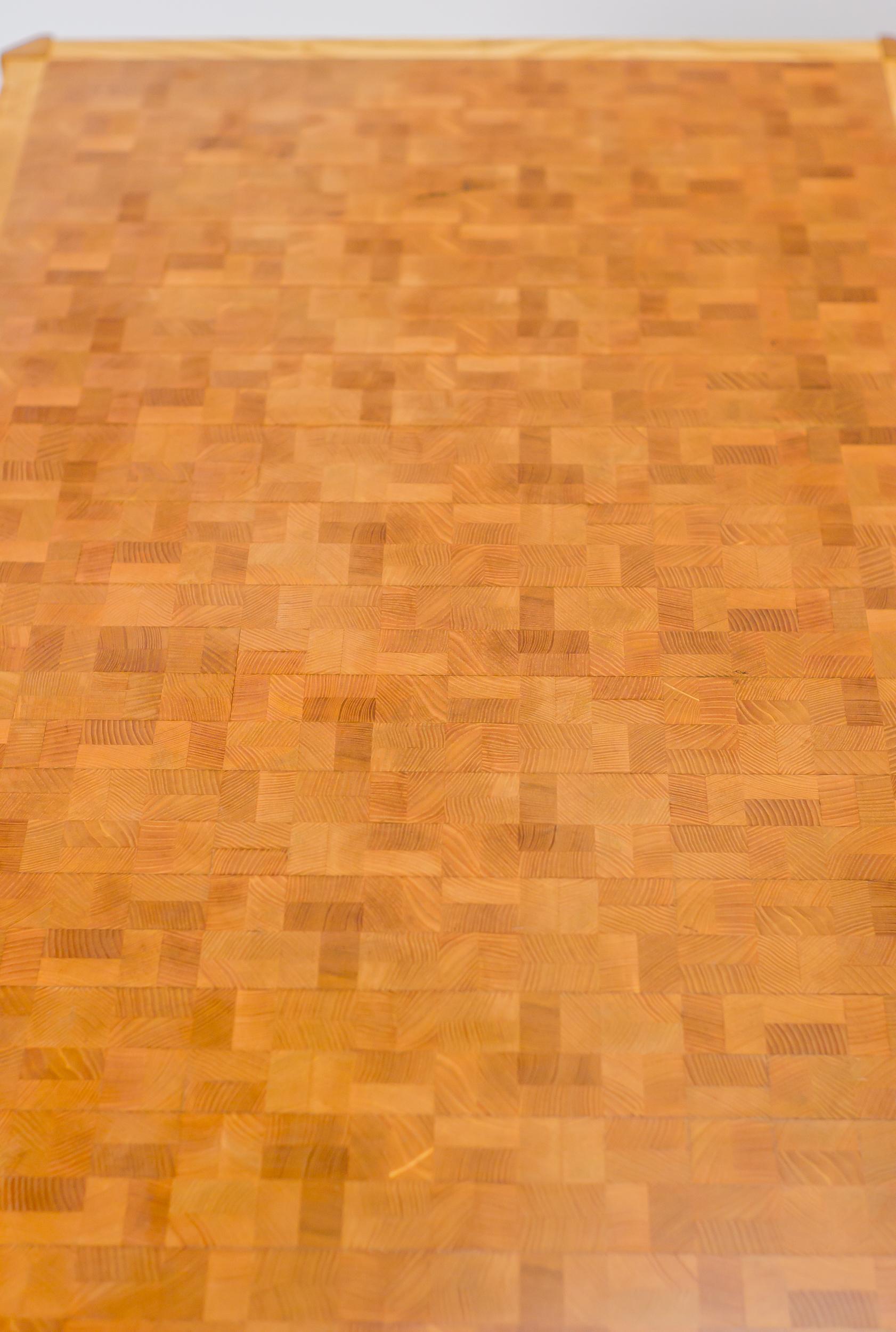 Frêne Table basse en frêne Lindum de Grom en vente