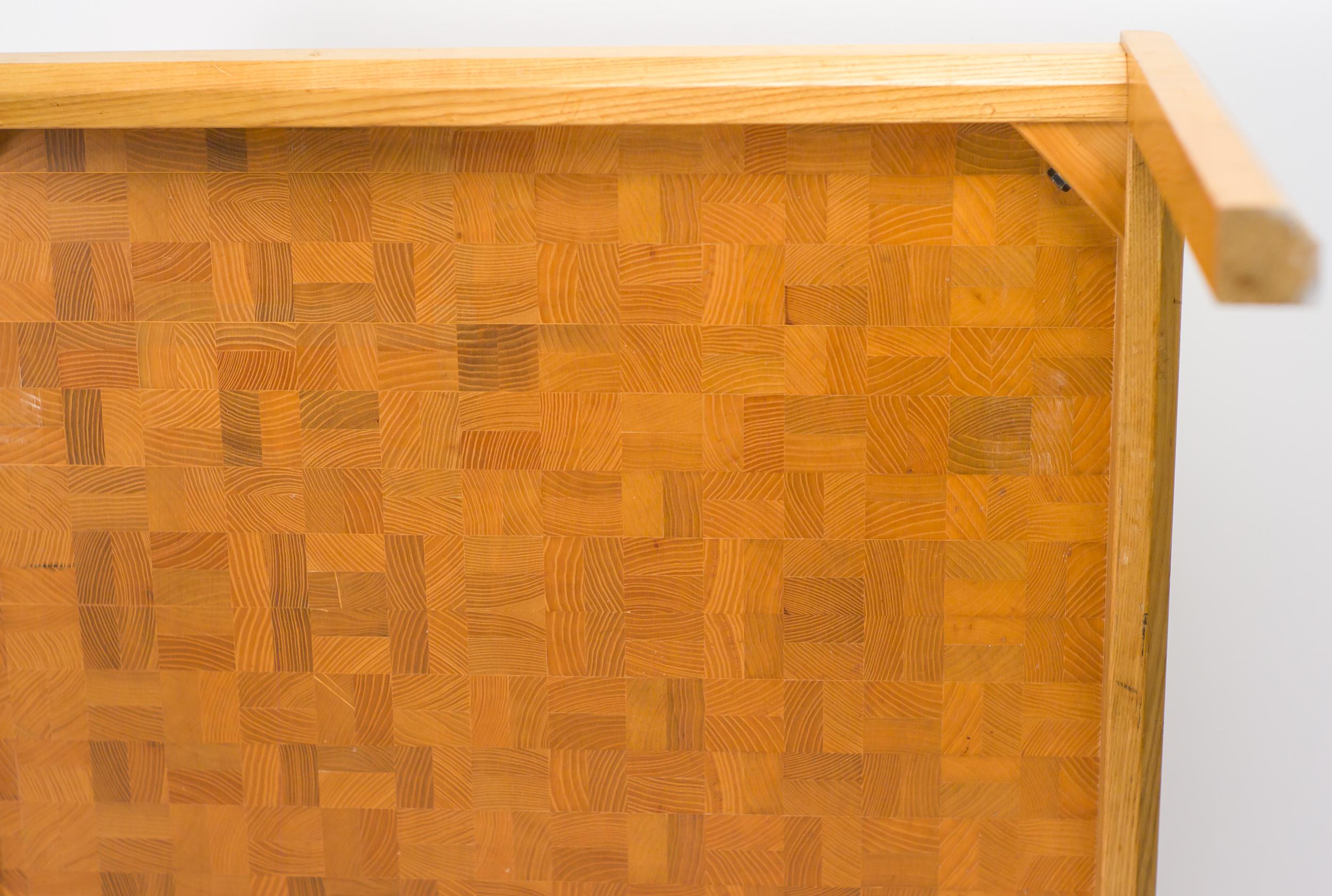 Table basse en frêne Lindum de Grom en vente 1