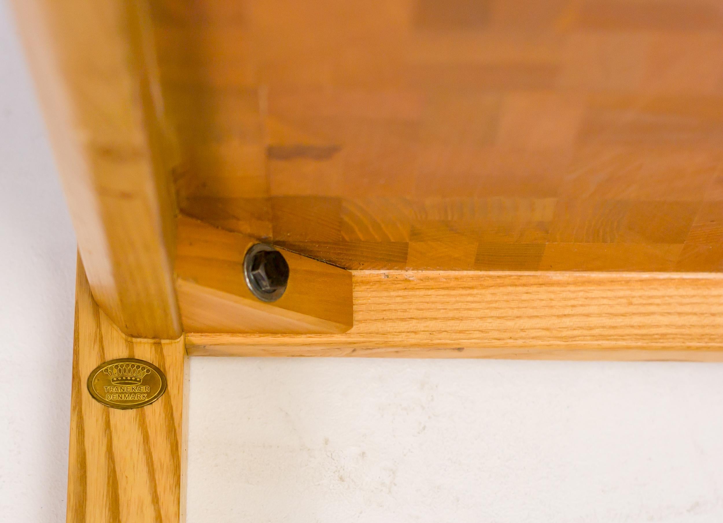 Table basse en frêne Lindum de Grom en vente 2