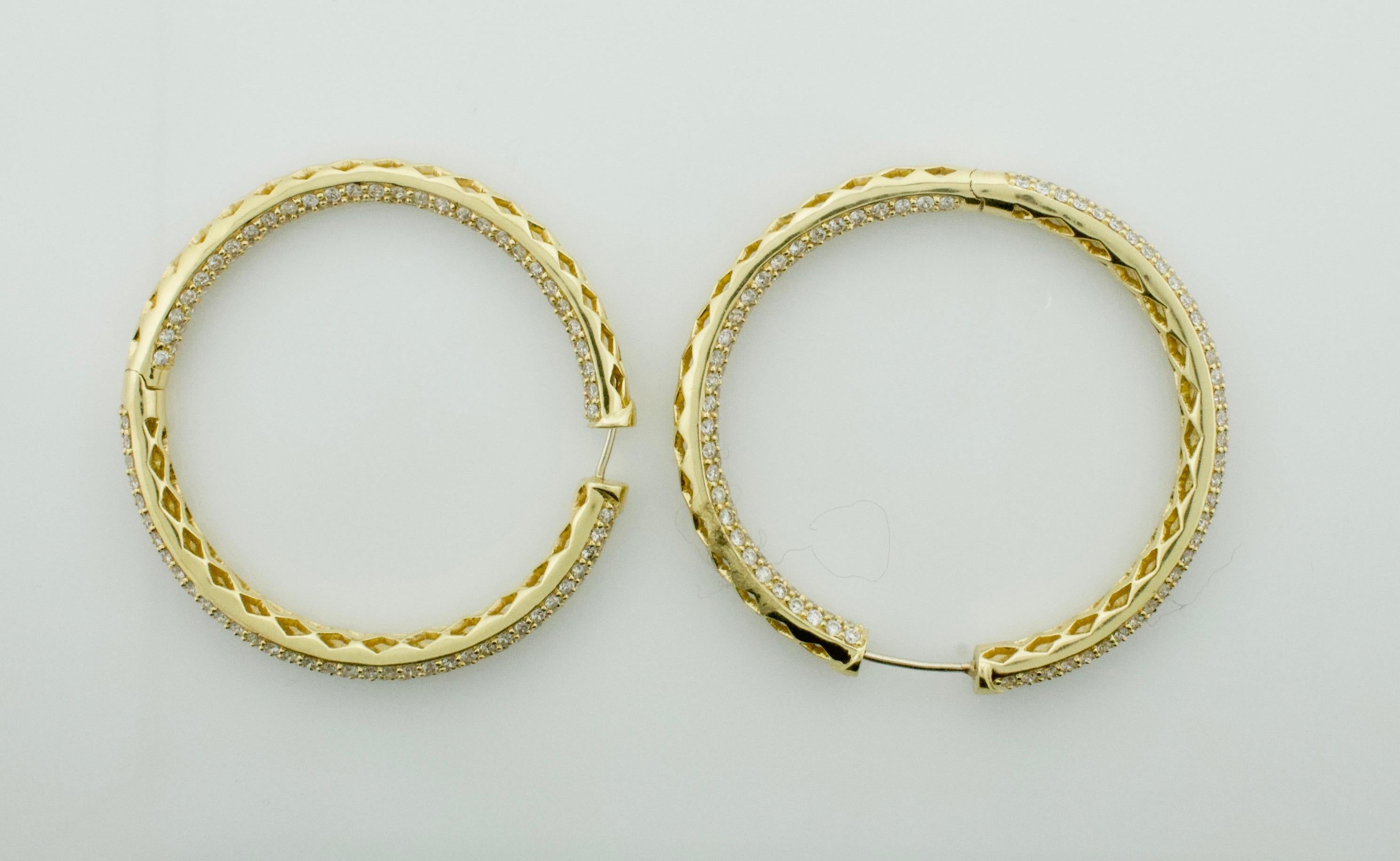 Modern Groovy Large Hoop Pave' Diamond Earrings in 18k Yellow Gold