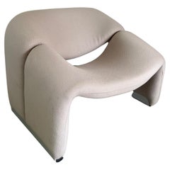 Groovy m-chair by Pierre Paulin