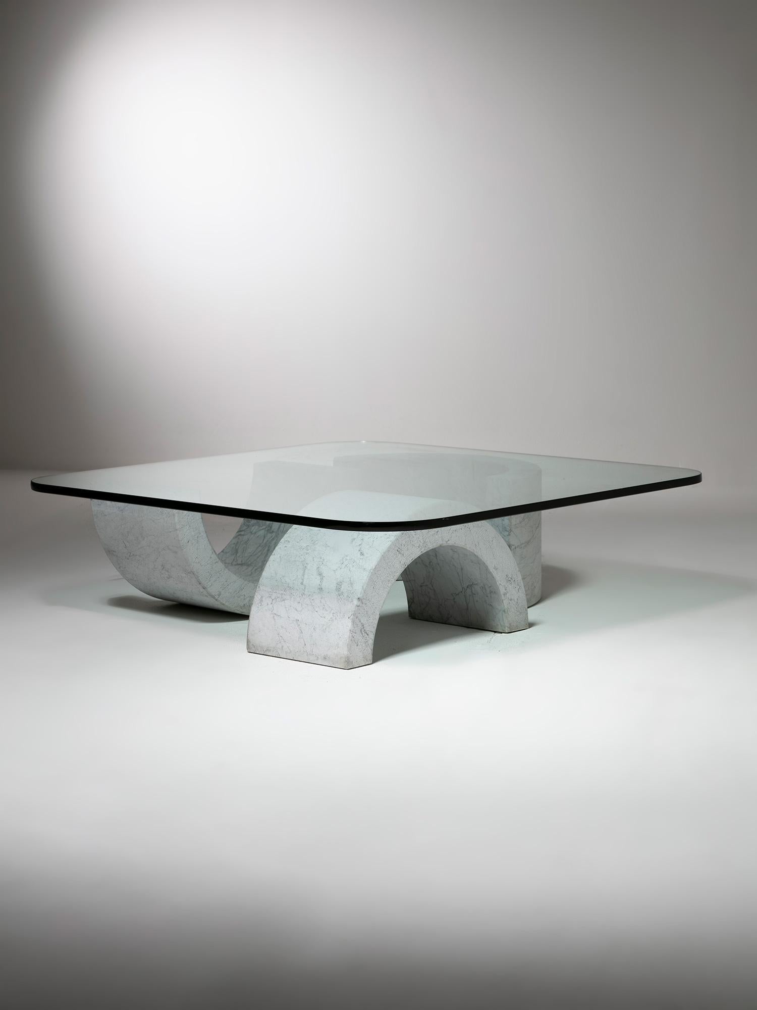 Niedriger Tisch „Groppo“ aus Marmor und Glas von Raffaello Repossi für Up&Up, Italien, 1970er Jahre (Italienisch)
