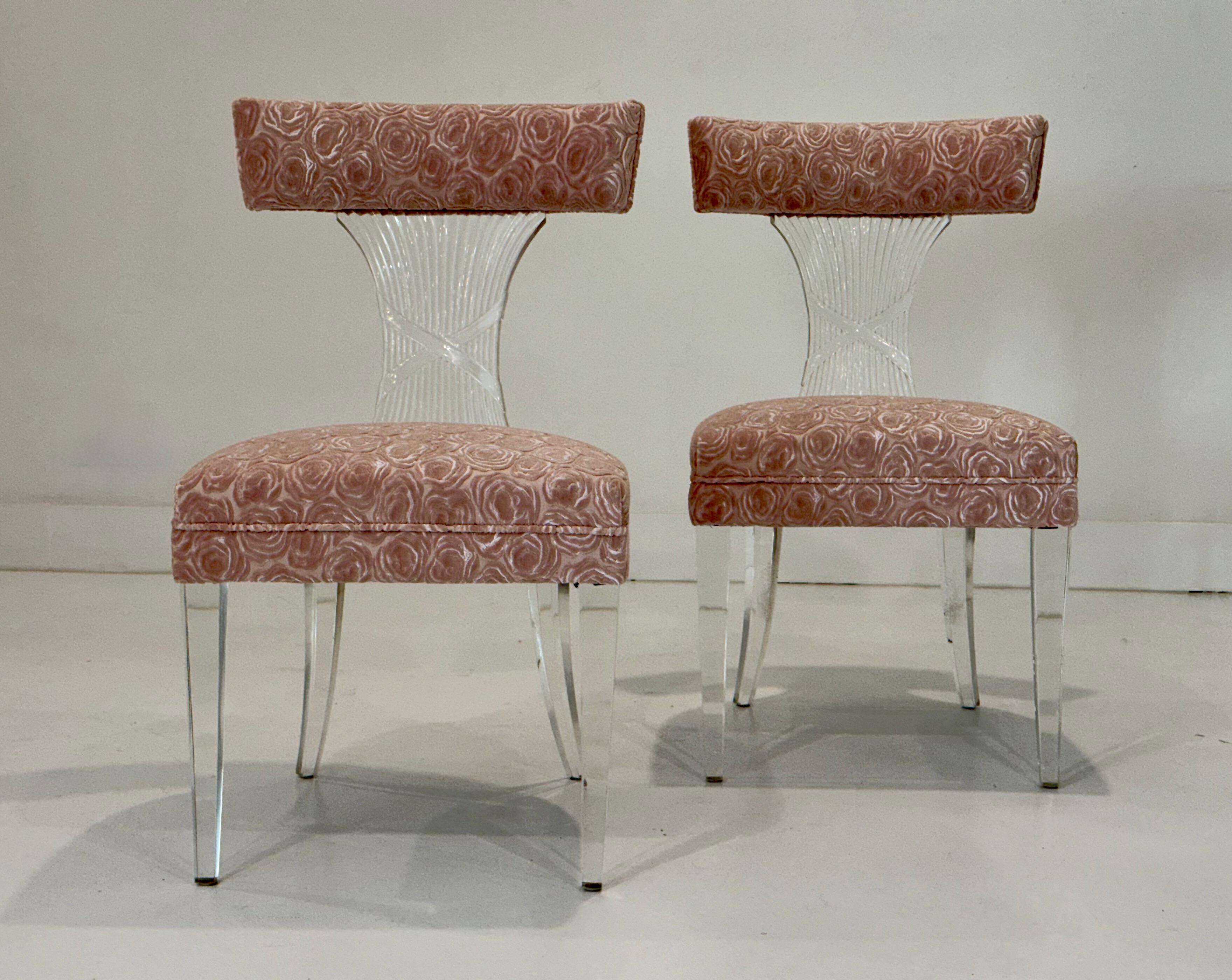 A rare and iconic chair from Grosfeld House’s celebrated Glassics collection, designed by Lorin Jackson in 1939. This early and exceptional example of American modernist design showcases Grosfeld House’s innovative use of Lucite at the dawn of its