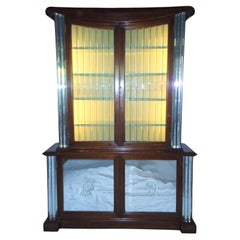 Vitrina in mogano illuminata con canne di vetro di Lorin Jackson di Grosfeld House del 1940 circa