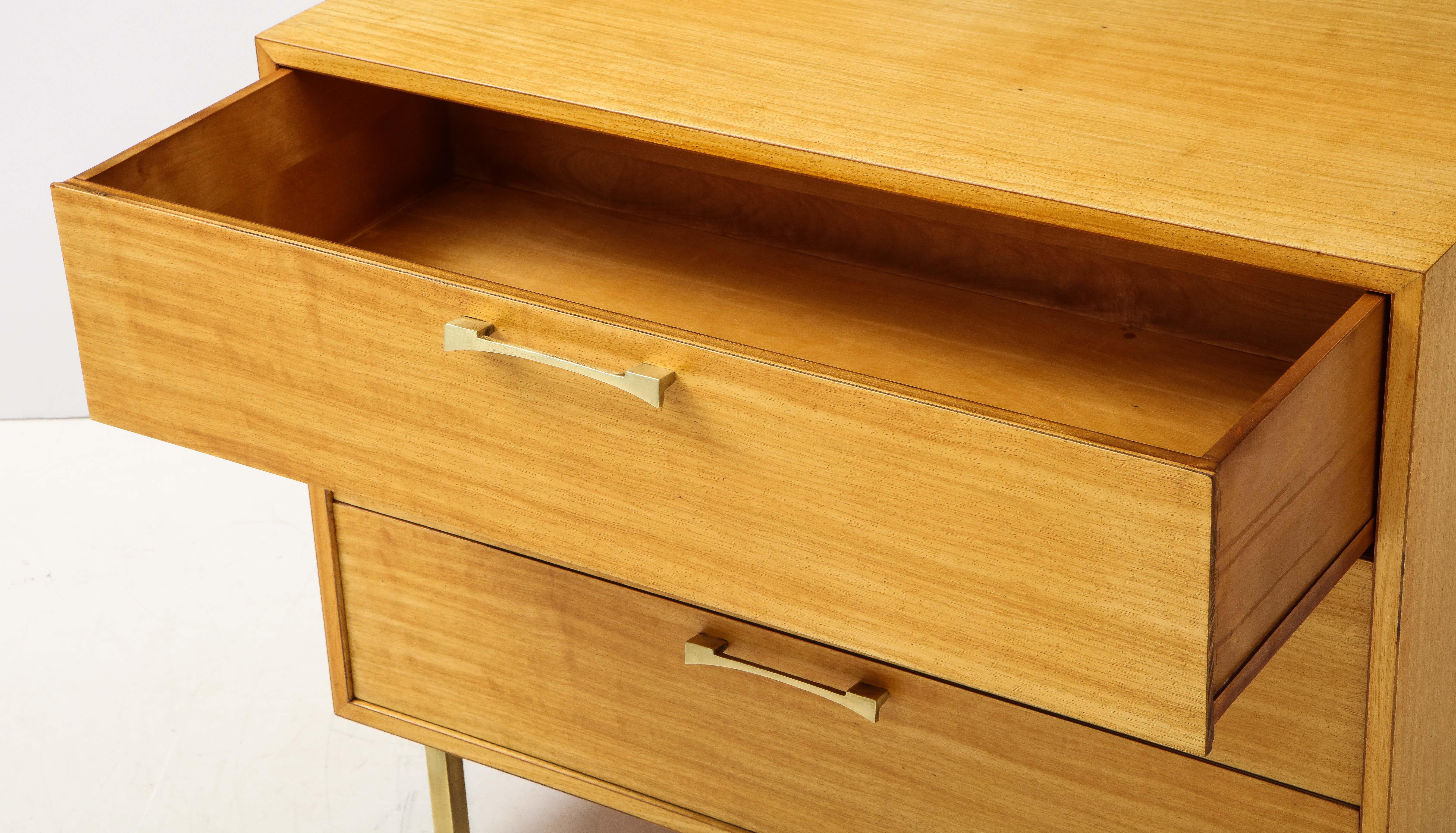 Comò moderni a 3 cassetti di Grosfeld House Primavera Wood in vendita 4