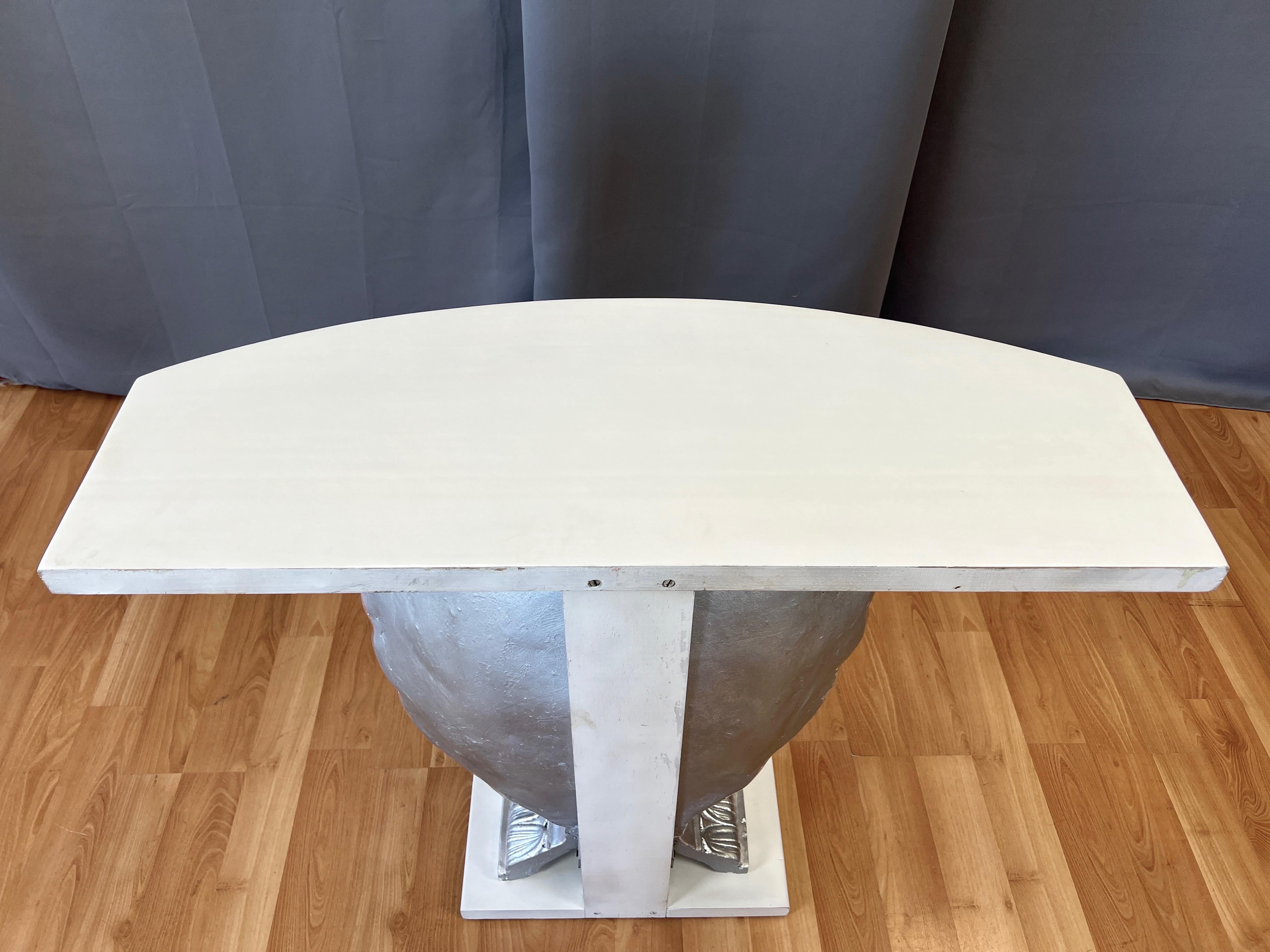 Grosfeld House Shell Console Table in Silver Leaf and White Lacquer, 1940s For Sale 8