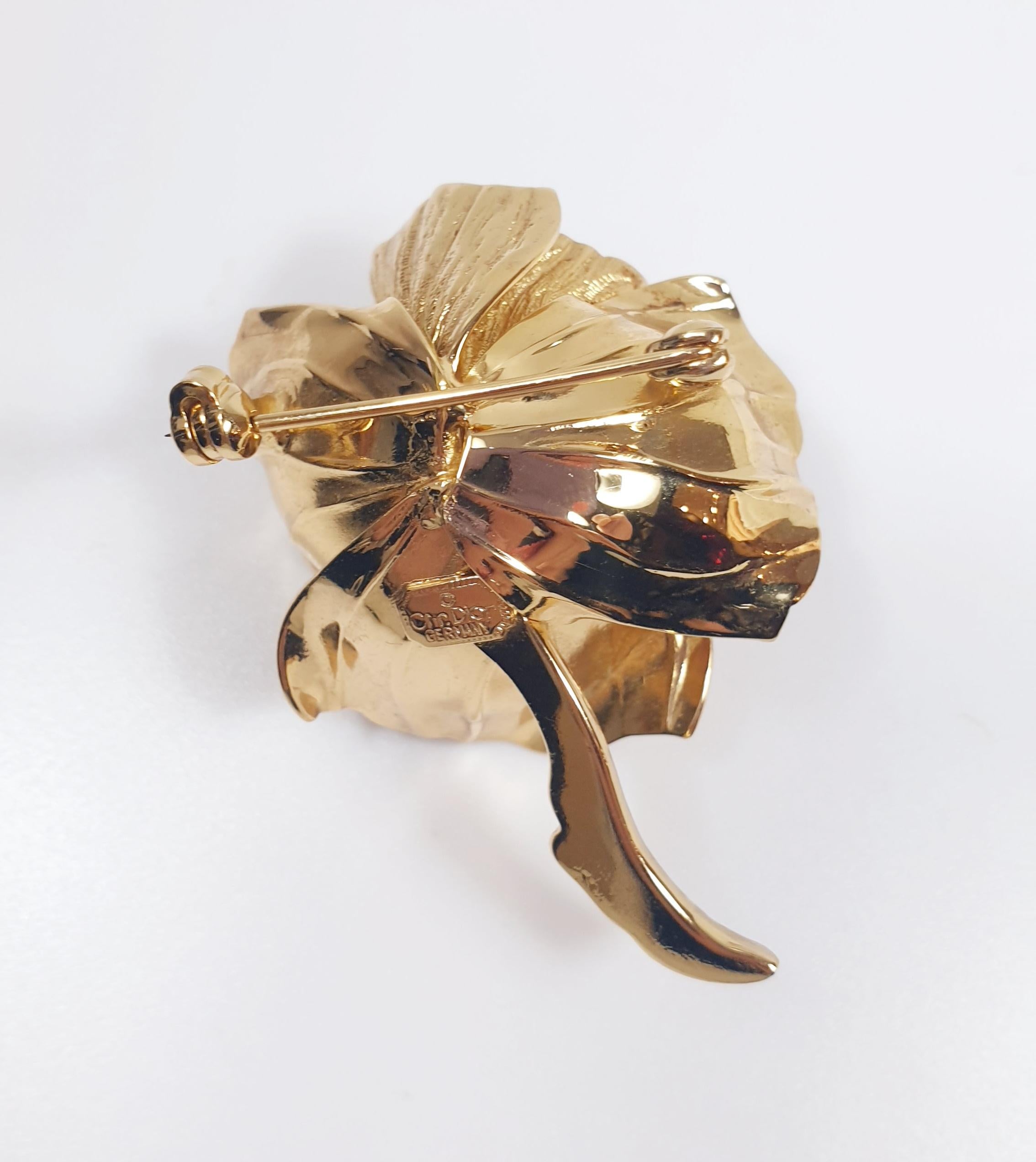 Grossé for Christian Dior Golden Leaf Brooch Germany In Excellent Condition In  Bilbao, ES