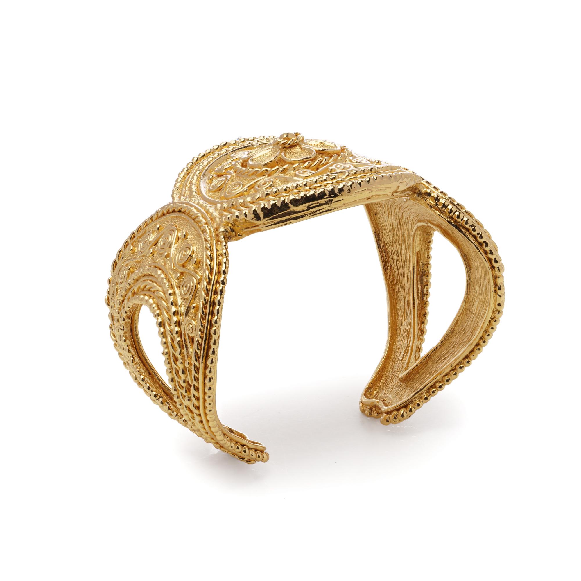 Grosse for Dior Vintage Gold-Plated Wide Bangle Bracelet, Circa 1980s For Sale 3
