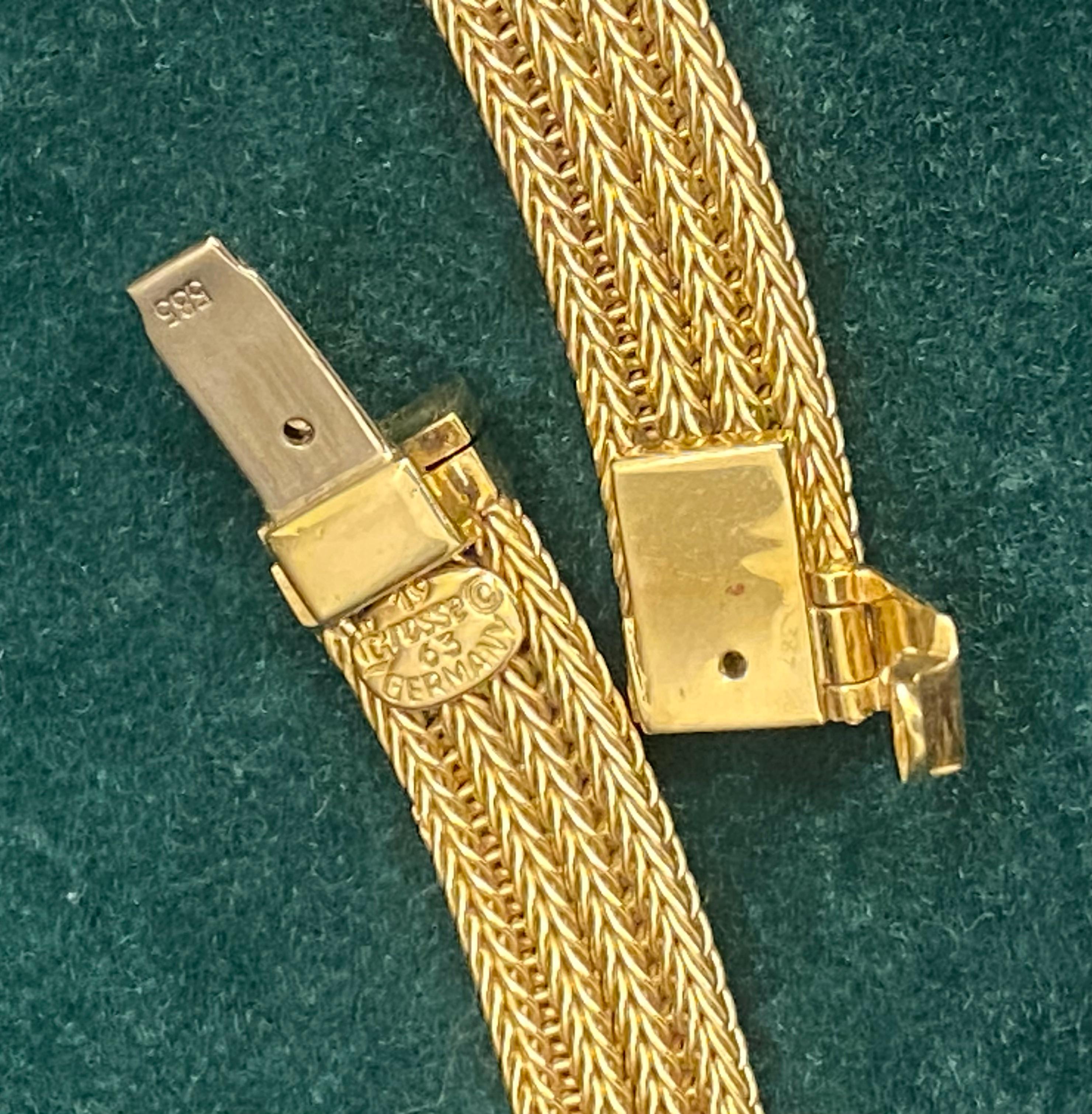 Grossé Germany 14K Yellow Gold & 10mm South Sea Pearl Retro Necklace, c1963 en vente 1