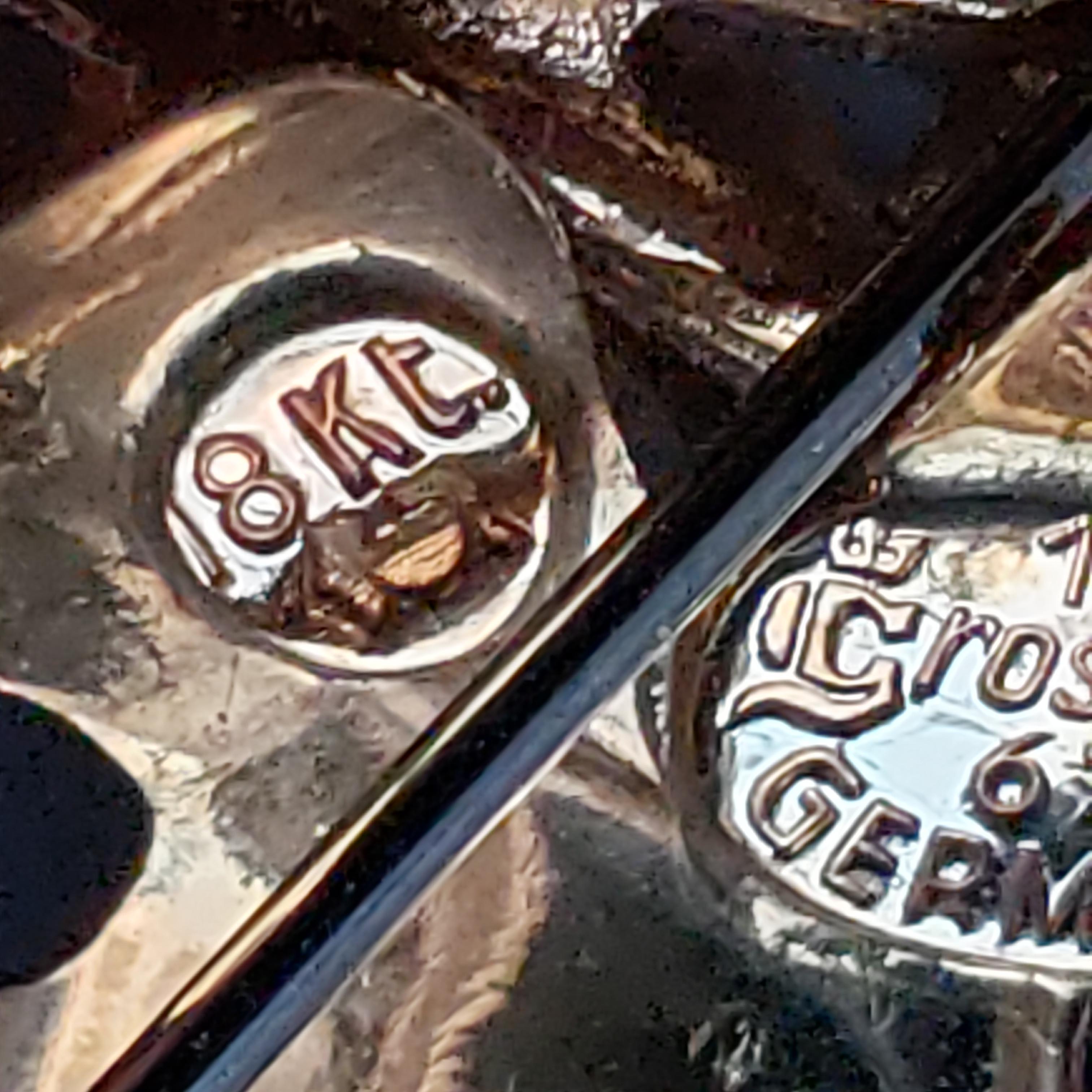 Grossé Allemagne, 1967 - Broche florale moderniste abstraite en or 18k avec diamant en vente 6