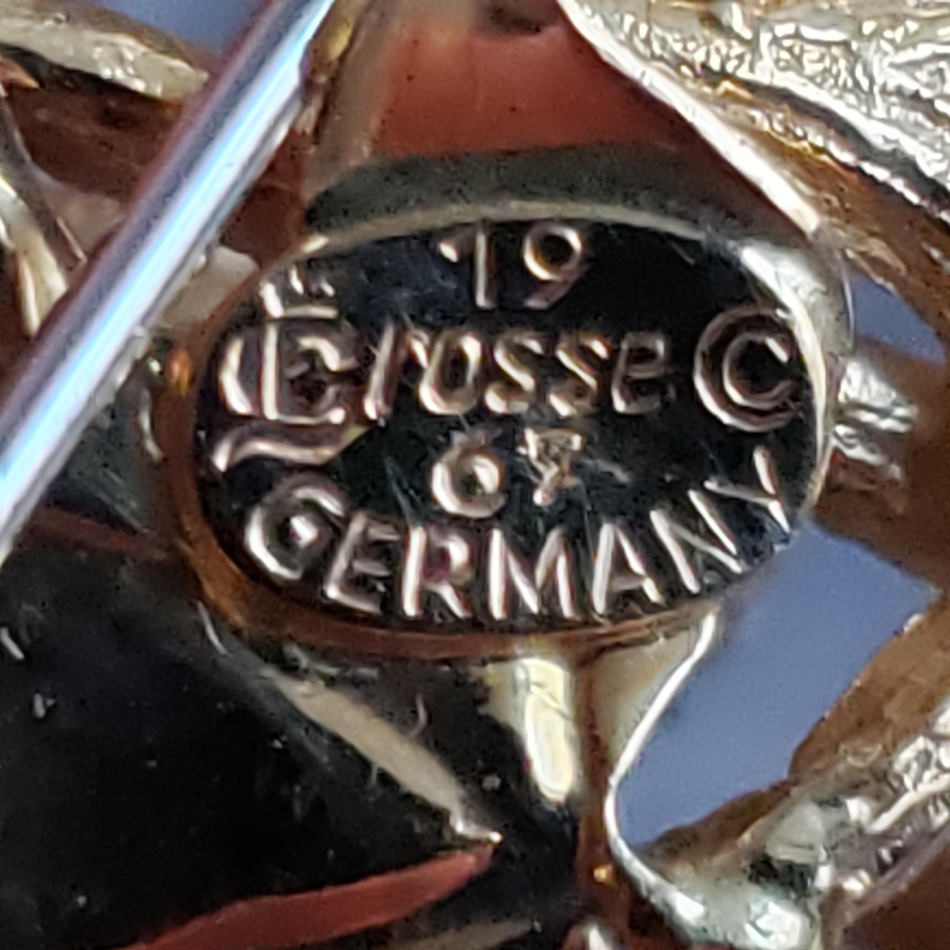 Grossé Allemagne, 1967 - Broche florale moderniste abstraite en or 18k avec diamant en vente 7