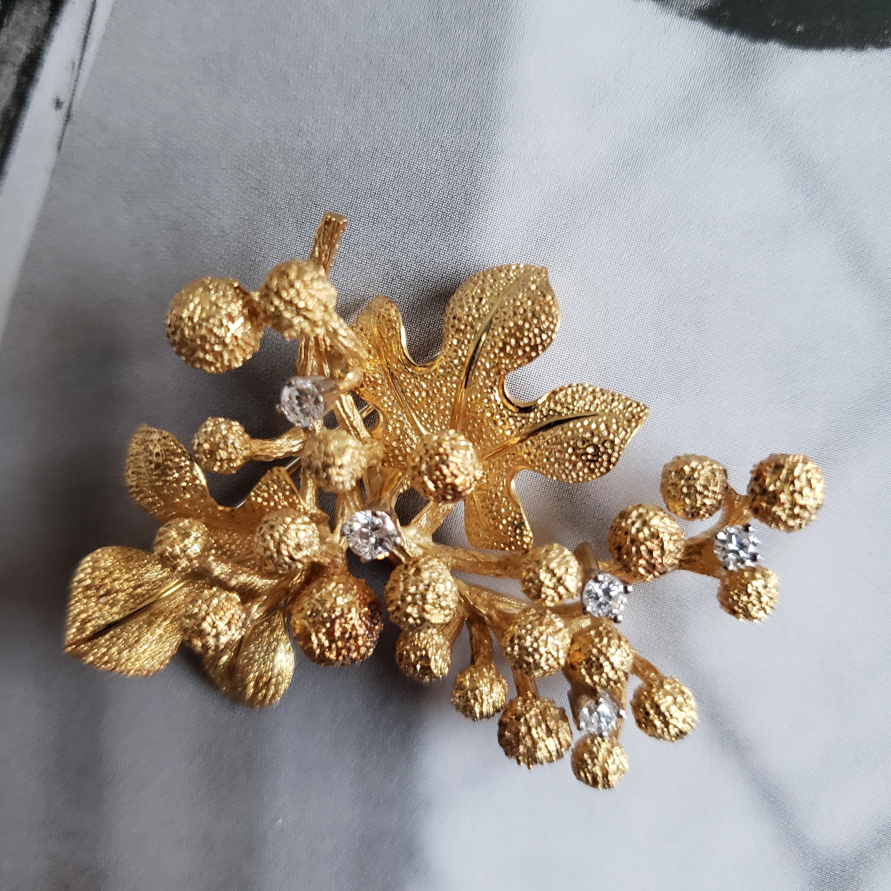 Artisan Grossé Allemagne, 1967 - Broche florale moderniste abstraite en or 18k avec diamant en vente