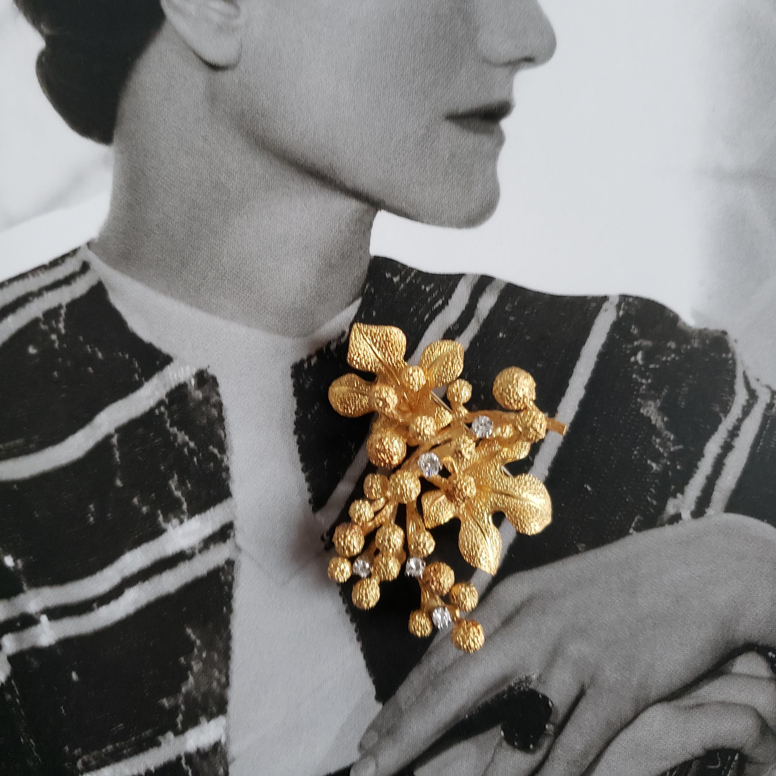 Grossé Allemagne, 1967 - Broche florale moderniste abstraite en or 18k avec diamant en vente 4