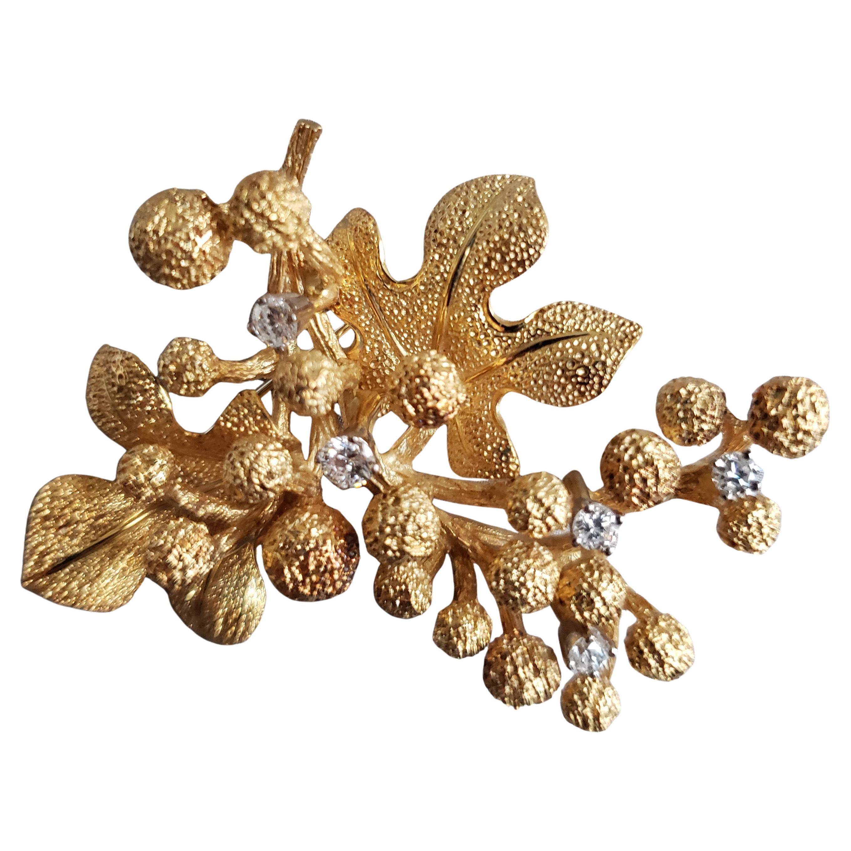 Grossé Allemagne, 1967 - Broche florale moderniste abstraite en or 18k avec diamant en vente