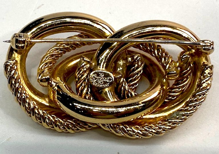 Broche Couture Vintage Grosse Germany Années 70 - Métal Doré - Occasion Bon état