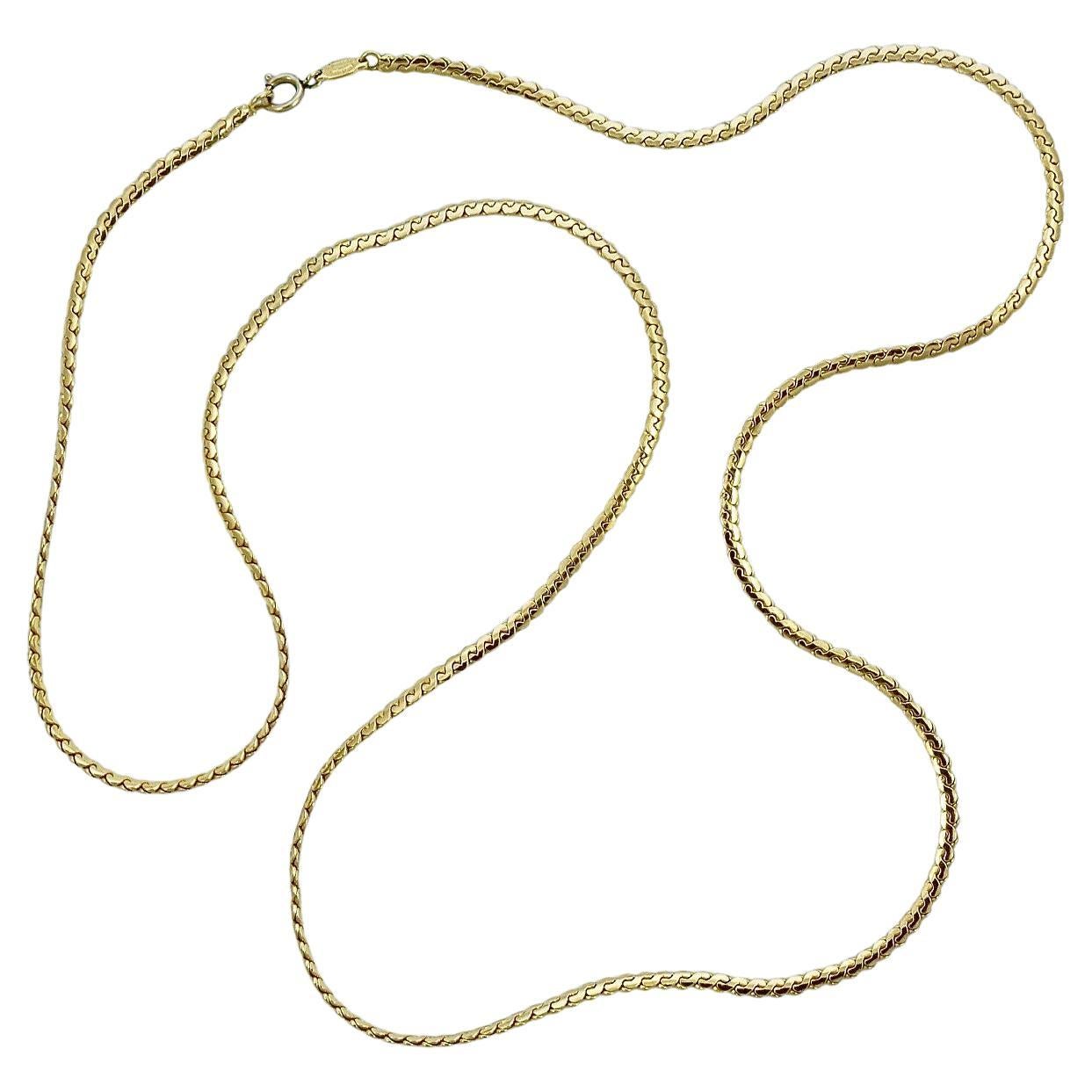 Grosse Allemagne Long collier en chaîne serpentine plaquée or circa 1980 en vente