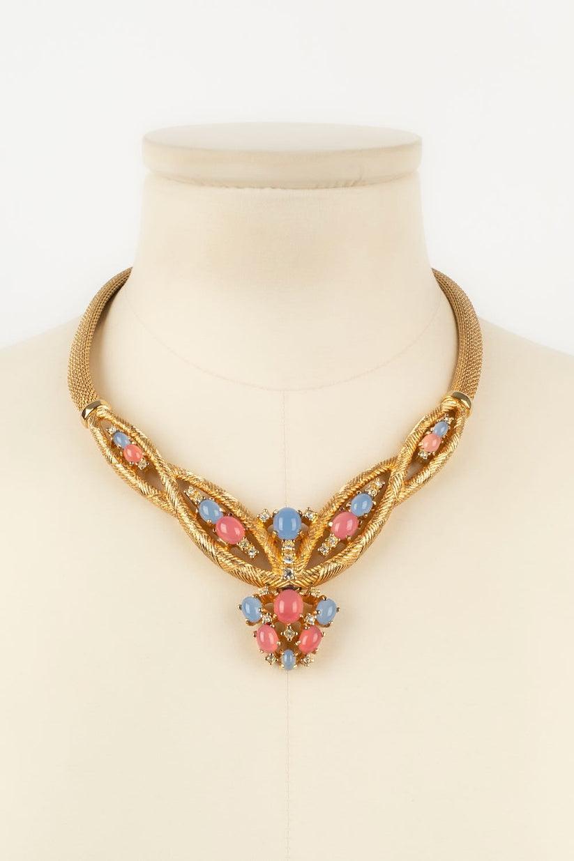 Grossé Set of Necklace and Earrings in Gold Metal, Strass and Glass Paste In Excellent Condition For Sale In SAINT-OUEN-SUR-SEINE, FR