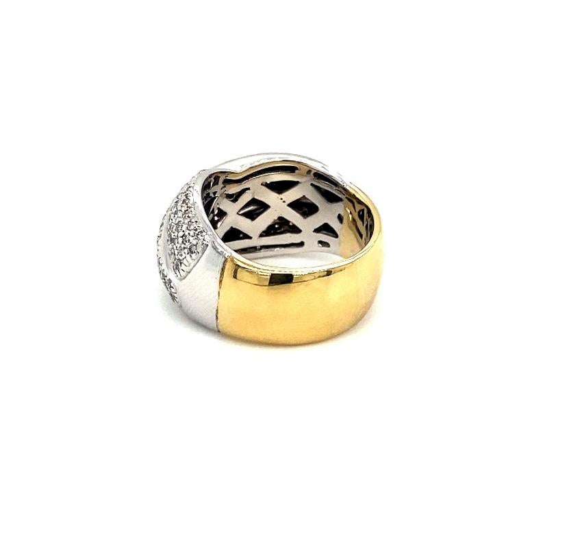 Taille brillant Grand anneau bicolore en or 18 carats avec brillants en vente