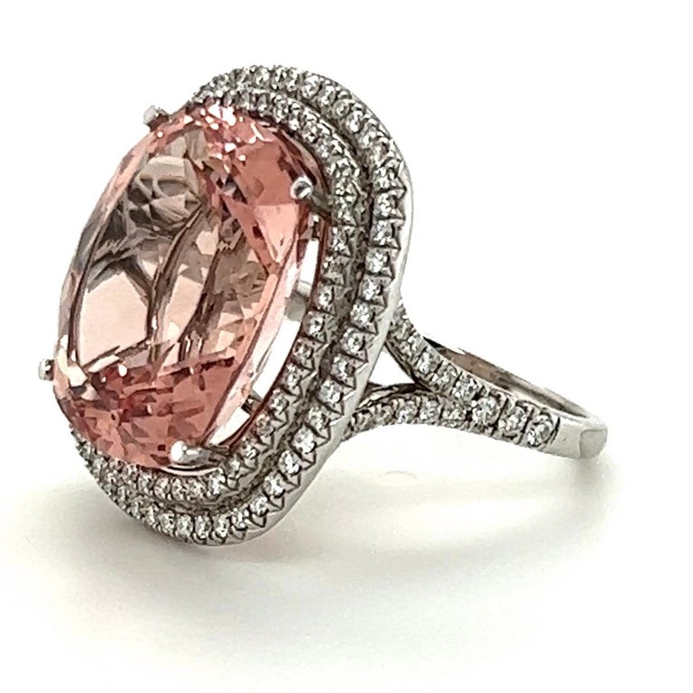 Ring 18 kt RG, 4 Brill. 0,04 ct, TW-si, 32 Brill. 0,20 ct, TW-si, 1 Morganit 1,81 ct pink main image 0