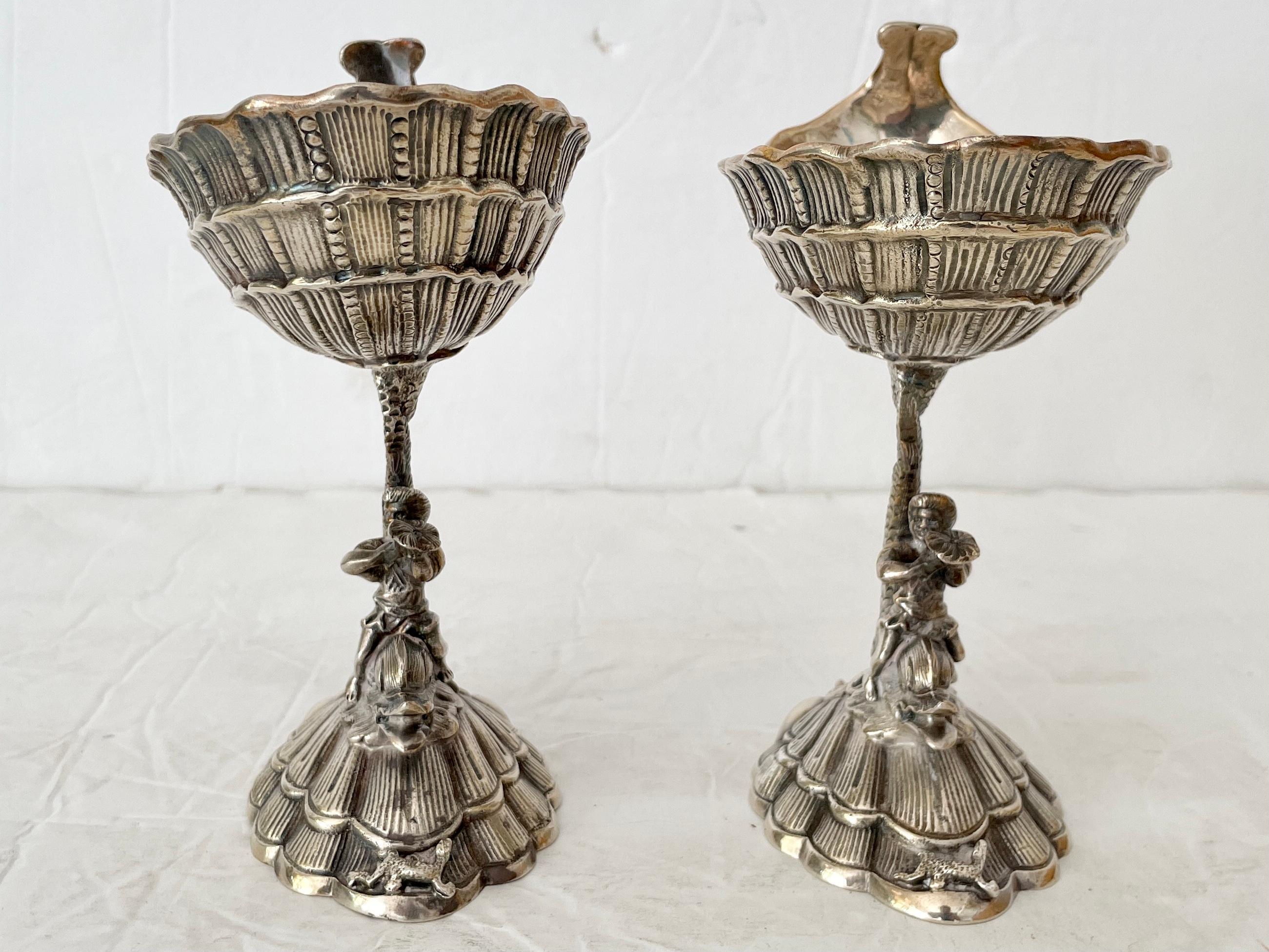 Grotto Metal Footed Dish, a Pair In Excellent Condition For Sale In Los Angeles, CA