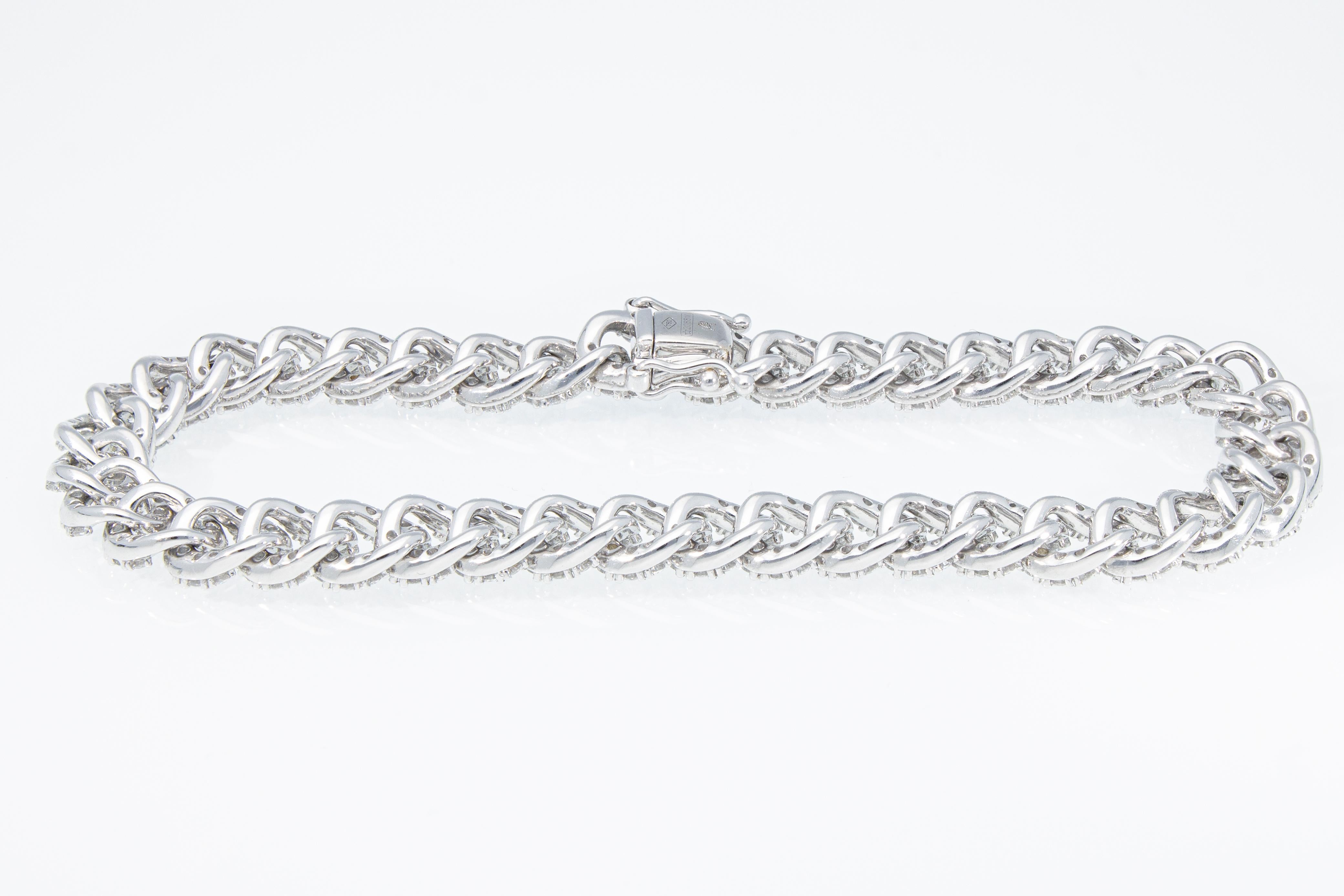 Bracelet Groumette en or blanc 18 carats avec 3,35 carats de diamants en vente 11