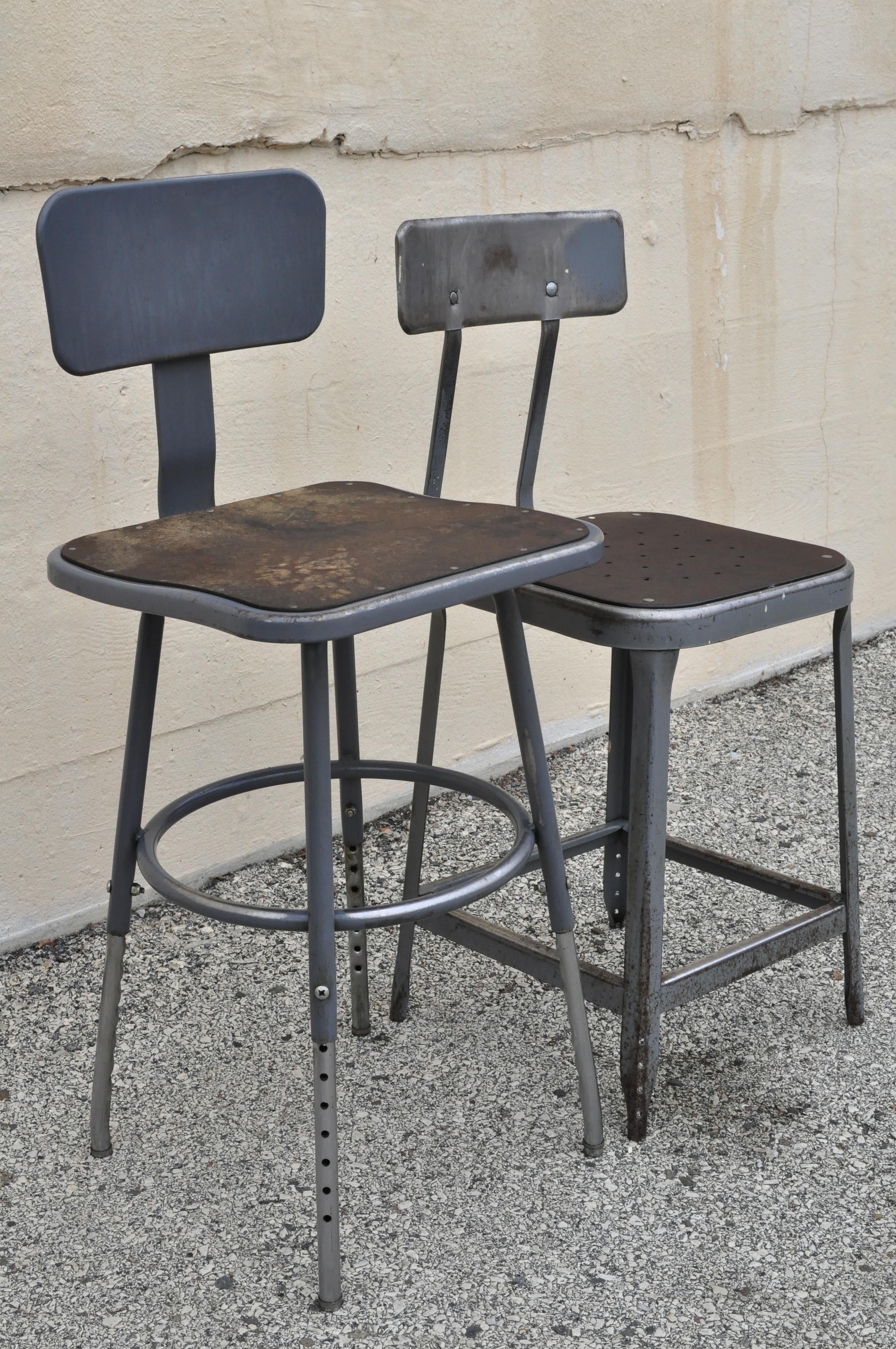 Group Lot of Six Vintage Industrial Steel Metal Drafting Work Stools Chairs For Sale 3
