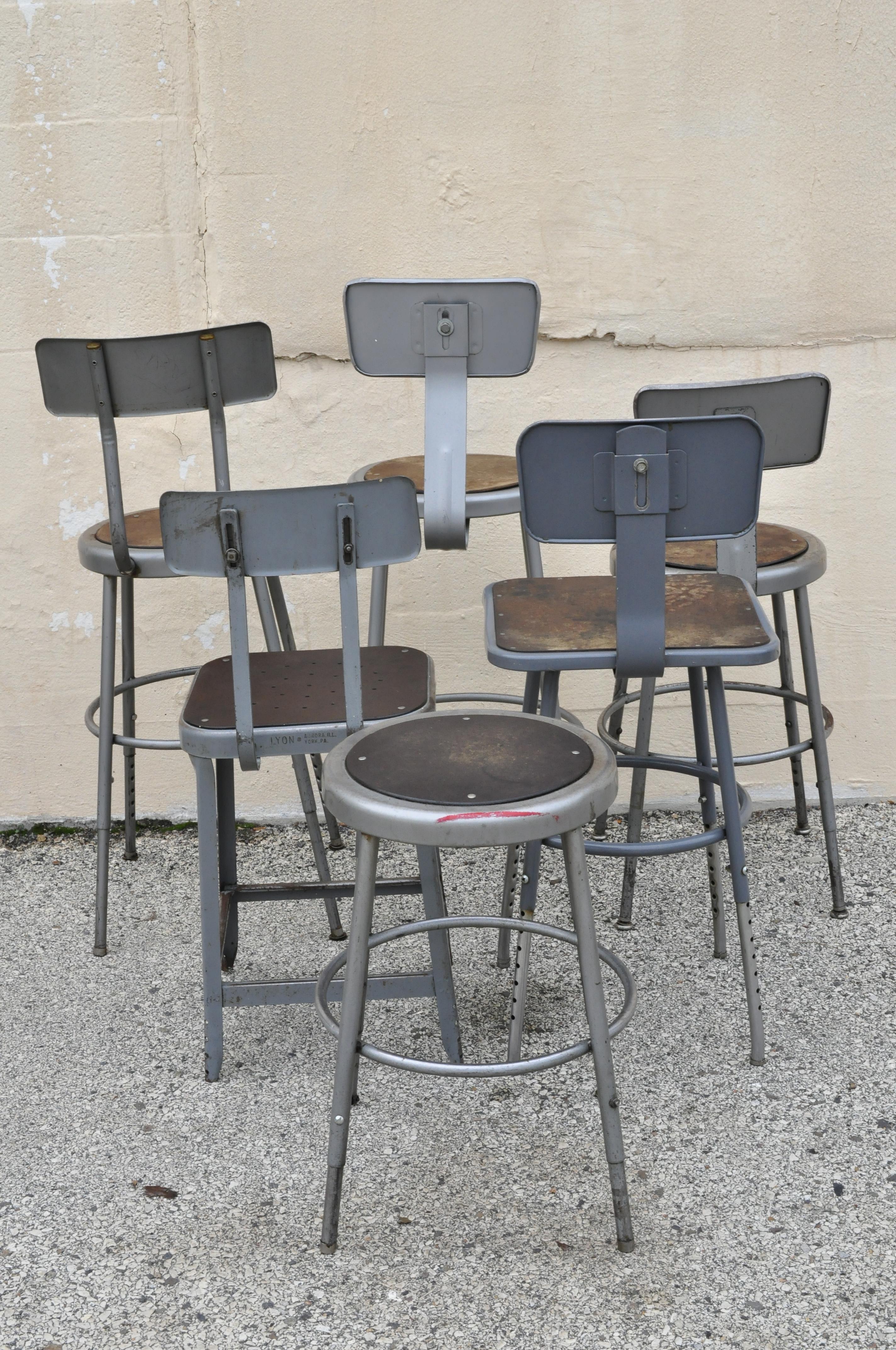 Group Lot of Six Vintage Industrial Steel Metal Drafting Work Stools Chairs For Sale 4