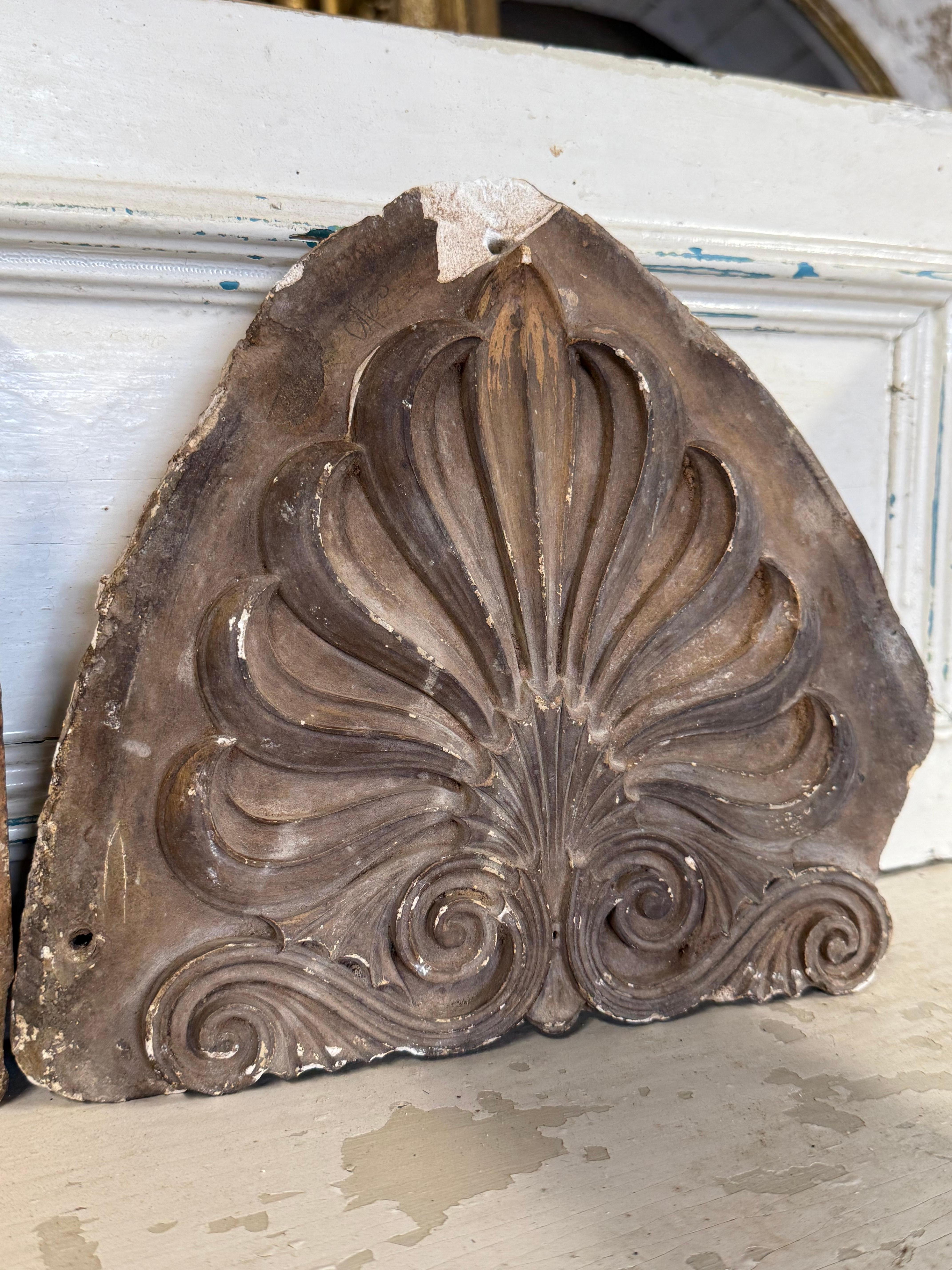 A nice set of 3 19th century architectural plaster mouldings. These look nice grouped together as a display on the wall. They all have hanging holes.
Largest is 27cm x 26 x 5d. Smallest 16cm x 18 x 4d 

Please contact us for a worldwide shipping