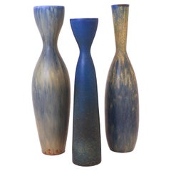 Gruppo di 3 vasi in ceramica blu - Rörstrand Carl-Harry Stålhane Midcentury Modern