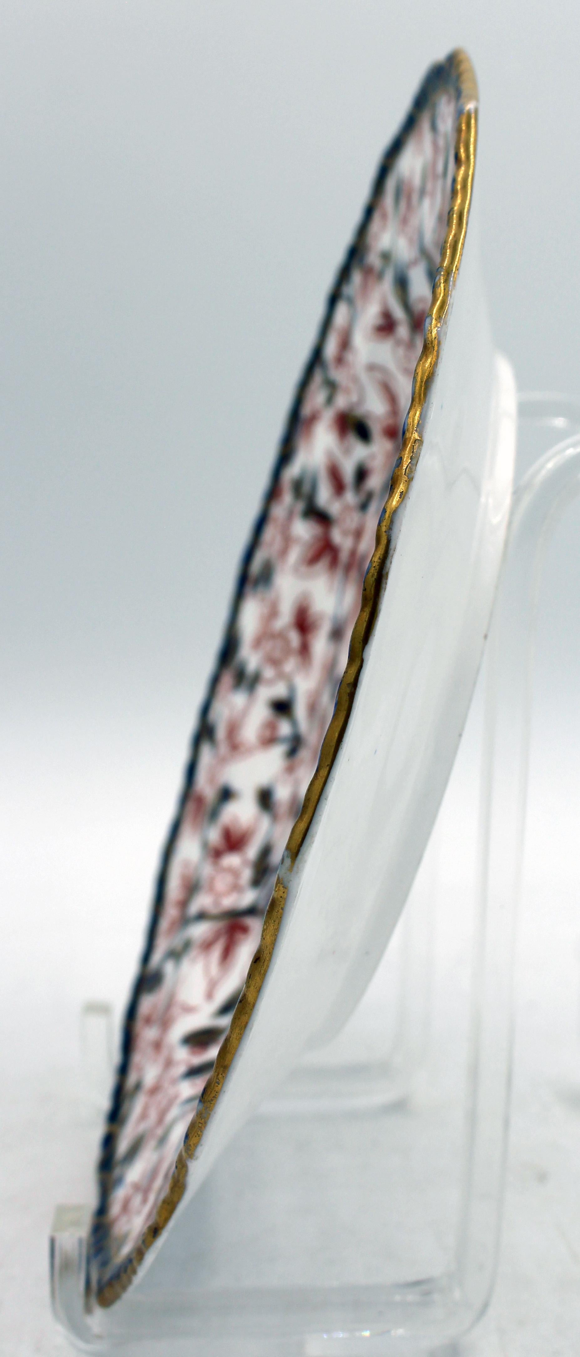 Groupe de 4 assiettes à dessert anglaises Crown Derby de 1882 Bon état - En vente à Chapel Hill, NC