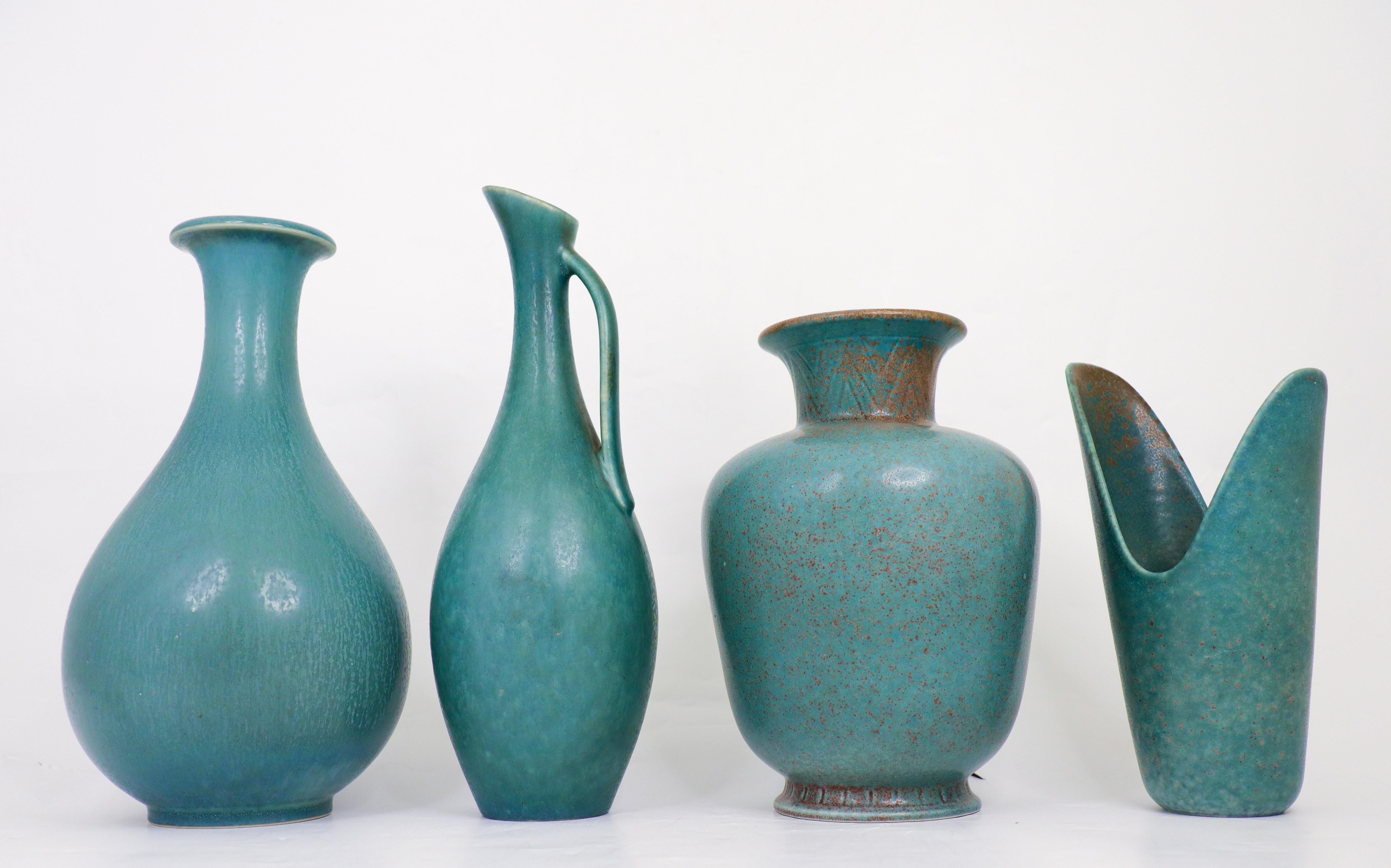 Vernissé Groupe de 4 vases en céramique vert / turquoise - Rörstrand - Gunnar Nylund -  en vente