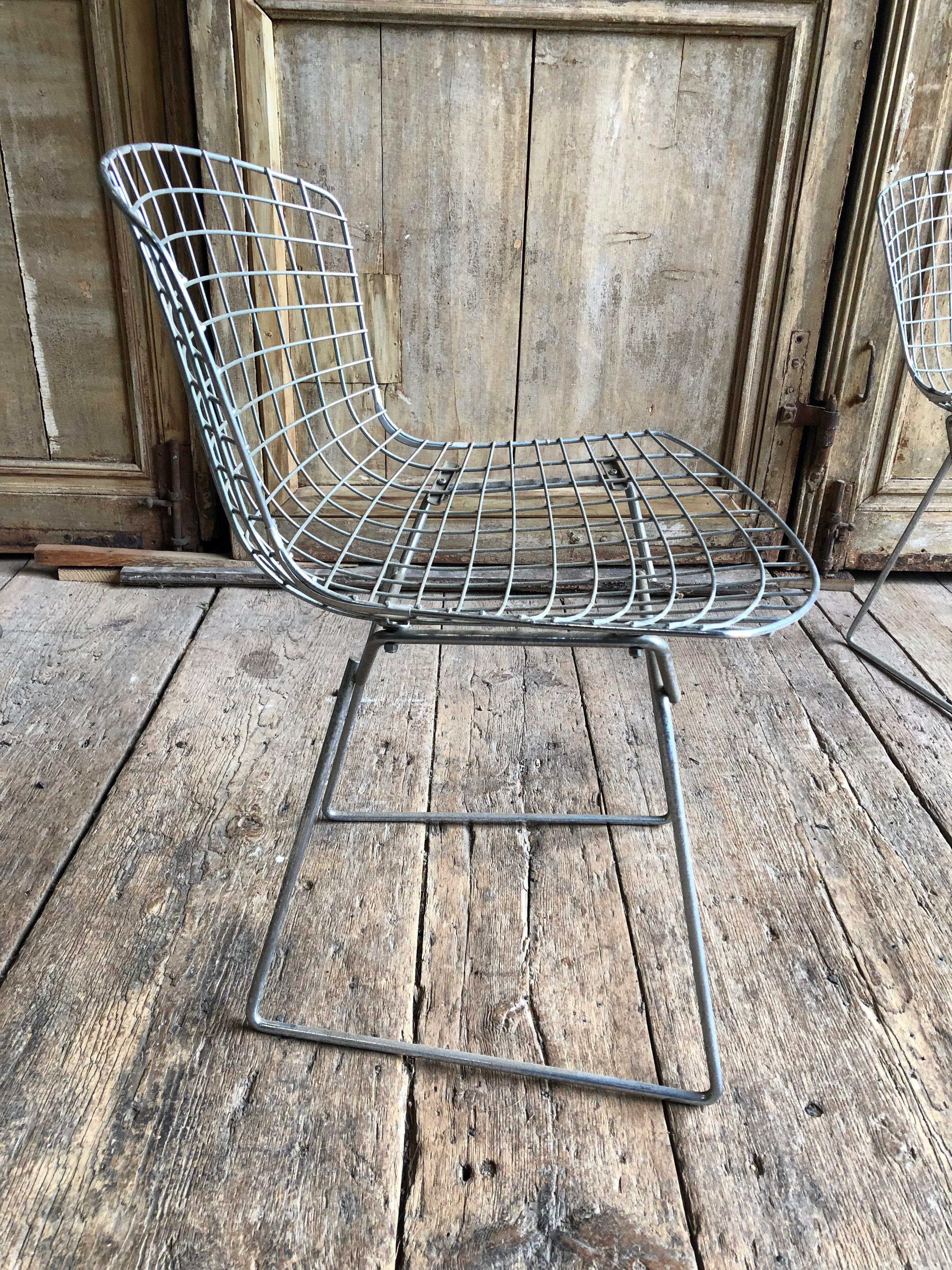 Mid-Century Modern Group of 5 Bertoia Side Chairs in Chrome